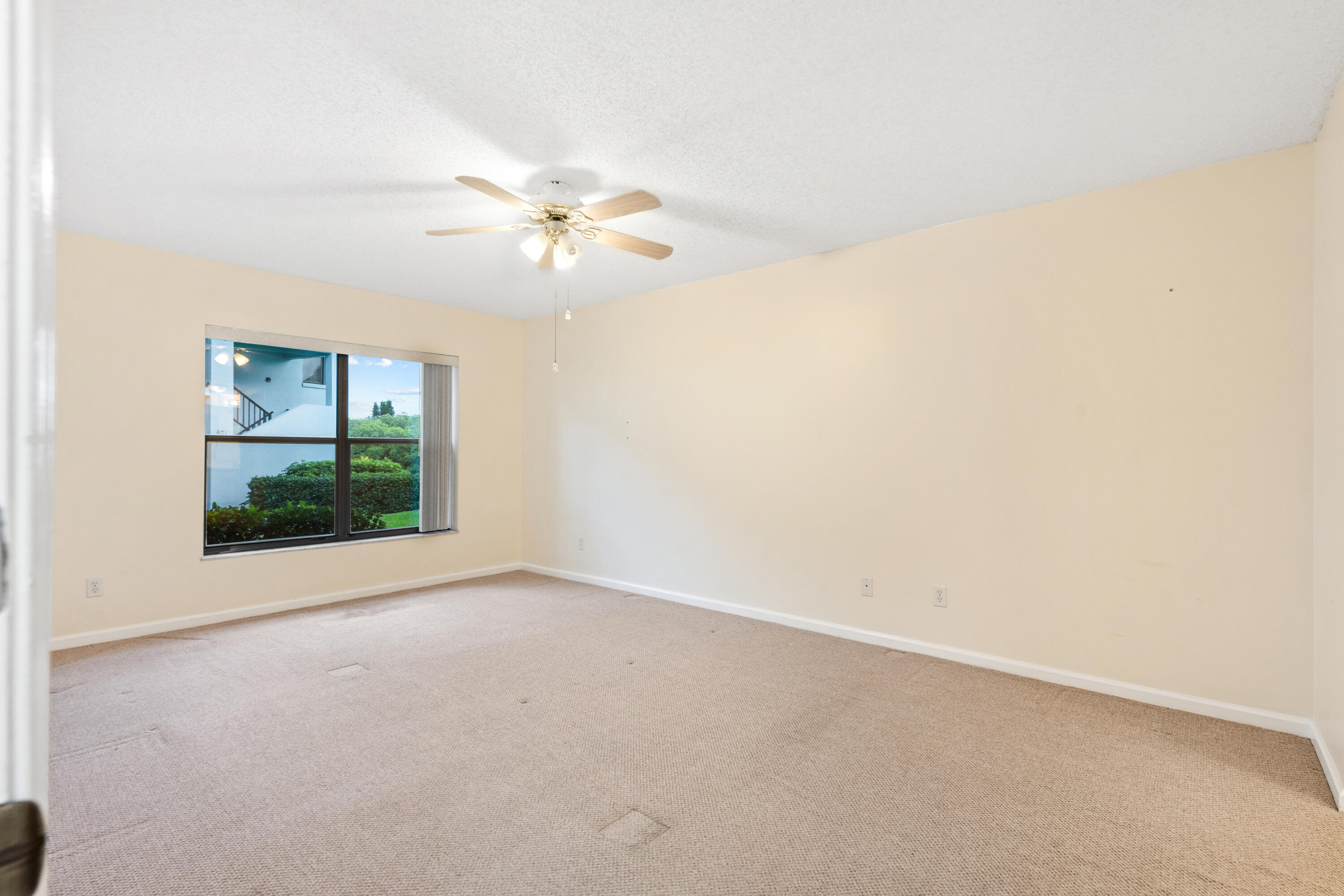 950 S Kanner Highway 402 Property Photo 14