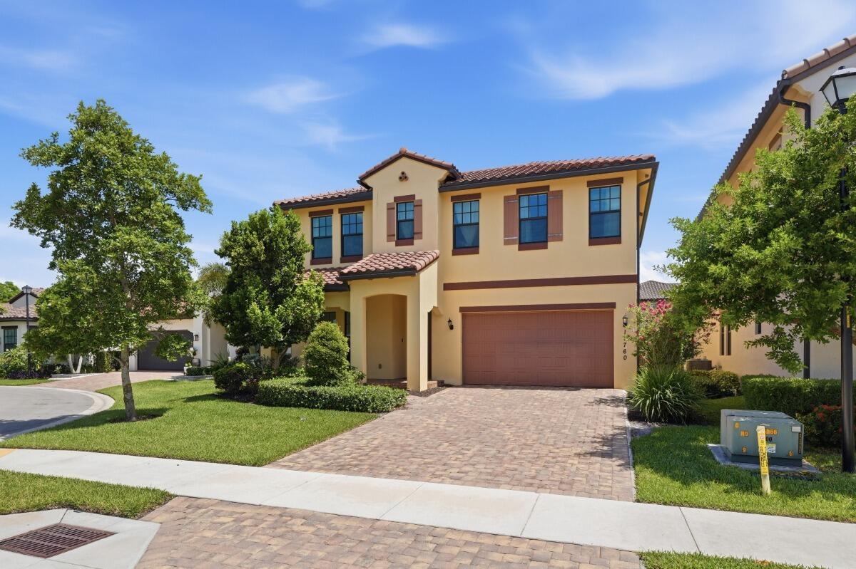 11760 Bayview Circle Property Photo 1