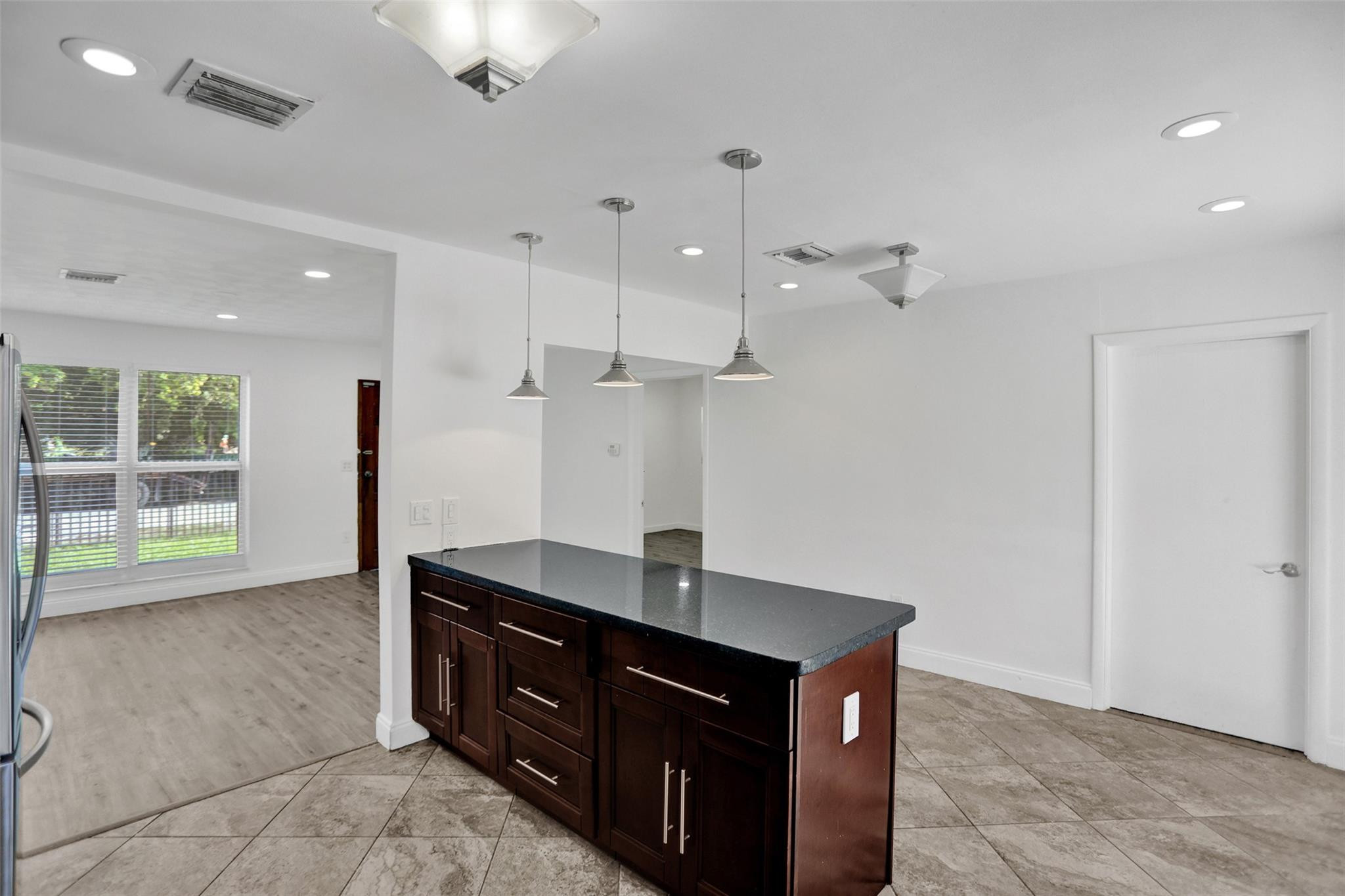 30 Ne 139th Street Property Photo 20