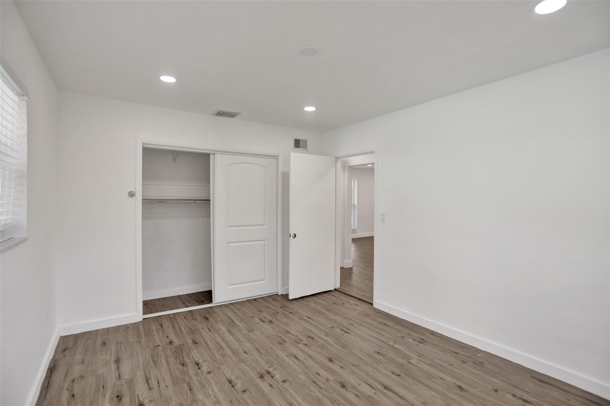30 Ne 139th Street Property Photo 50