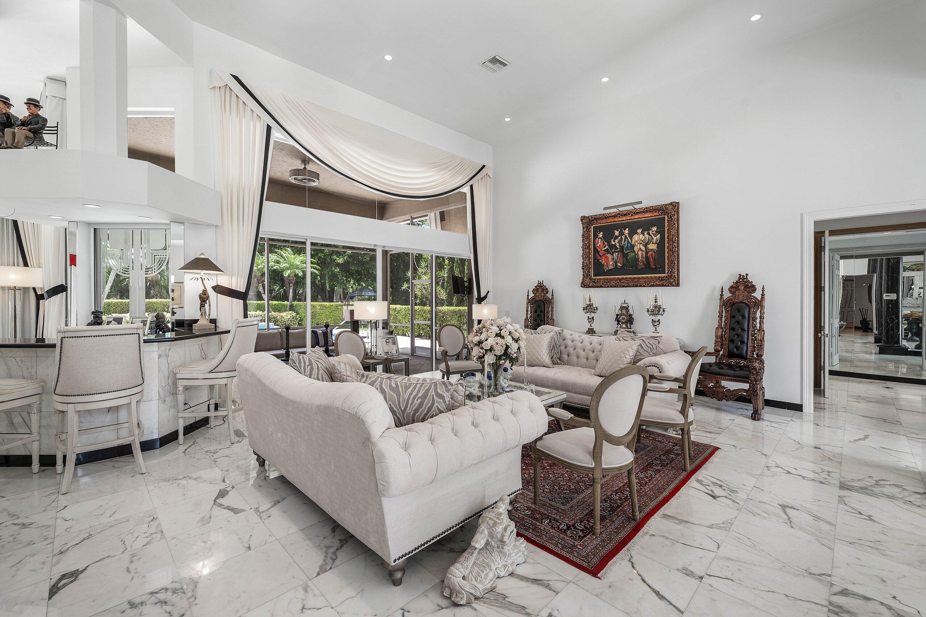 1697 Mayacoo Lakes Boulevard Property Photo 12