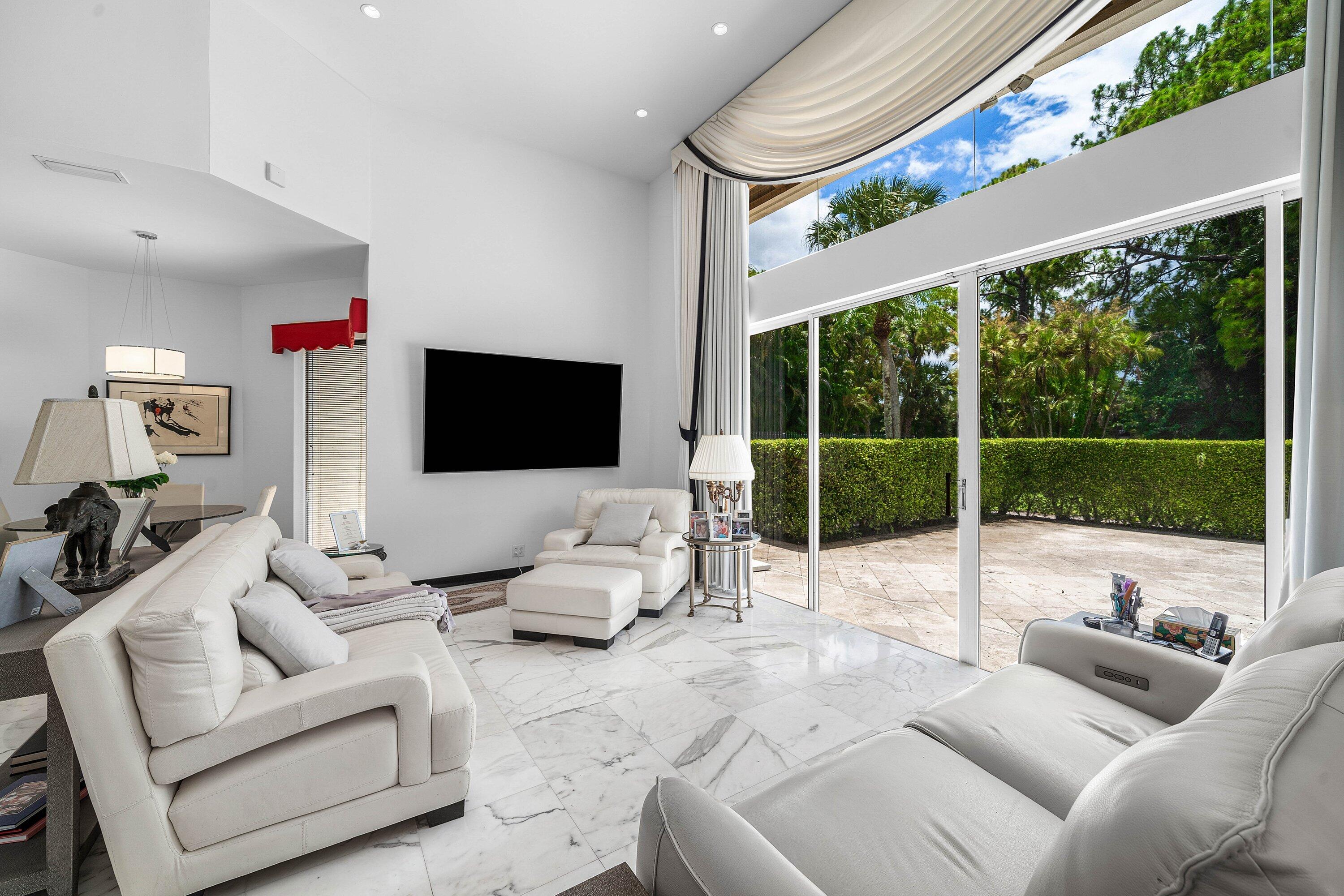 1697 Mayacoo Lakes Boulevard Property Photo 19