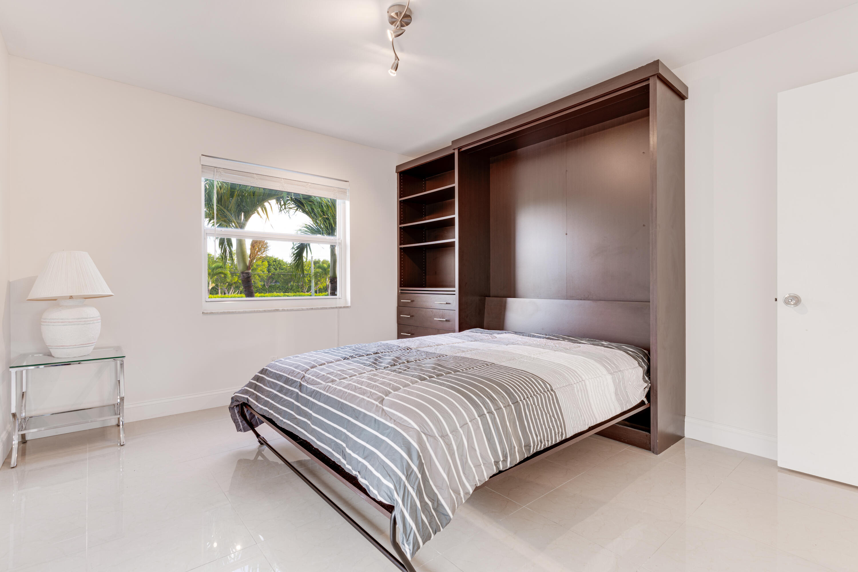 509 Capri 509 Property Photo 40