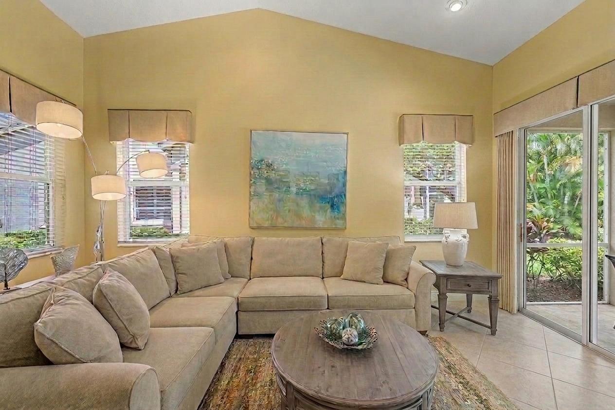 7078 Torrey Pines Circle Property Photo 7