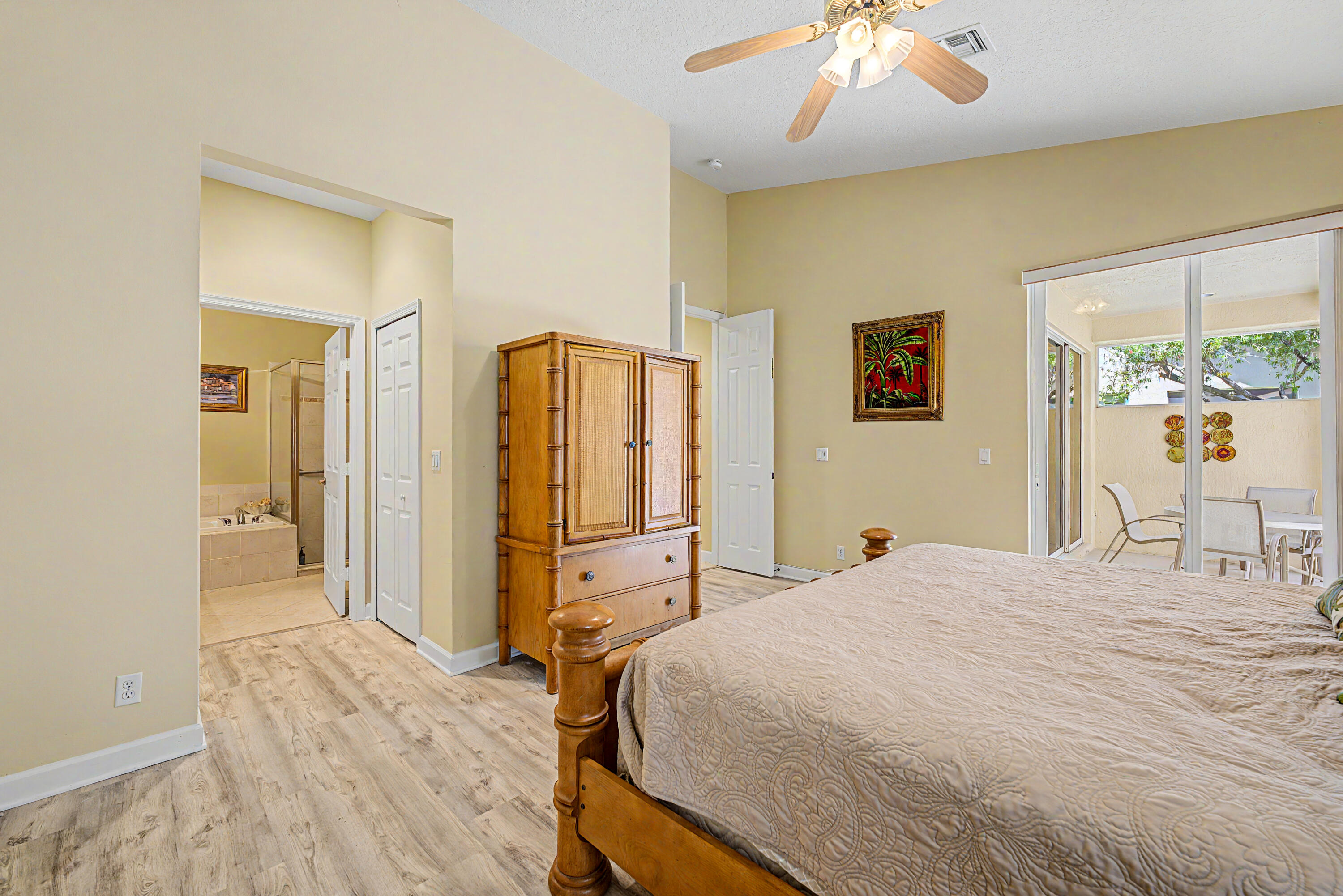 7078 Torrey Pines Circle Property Photo 18