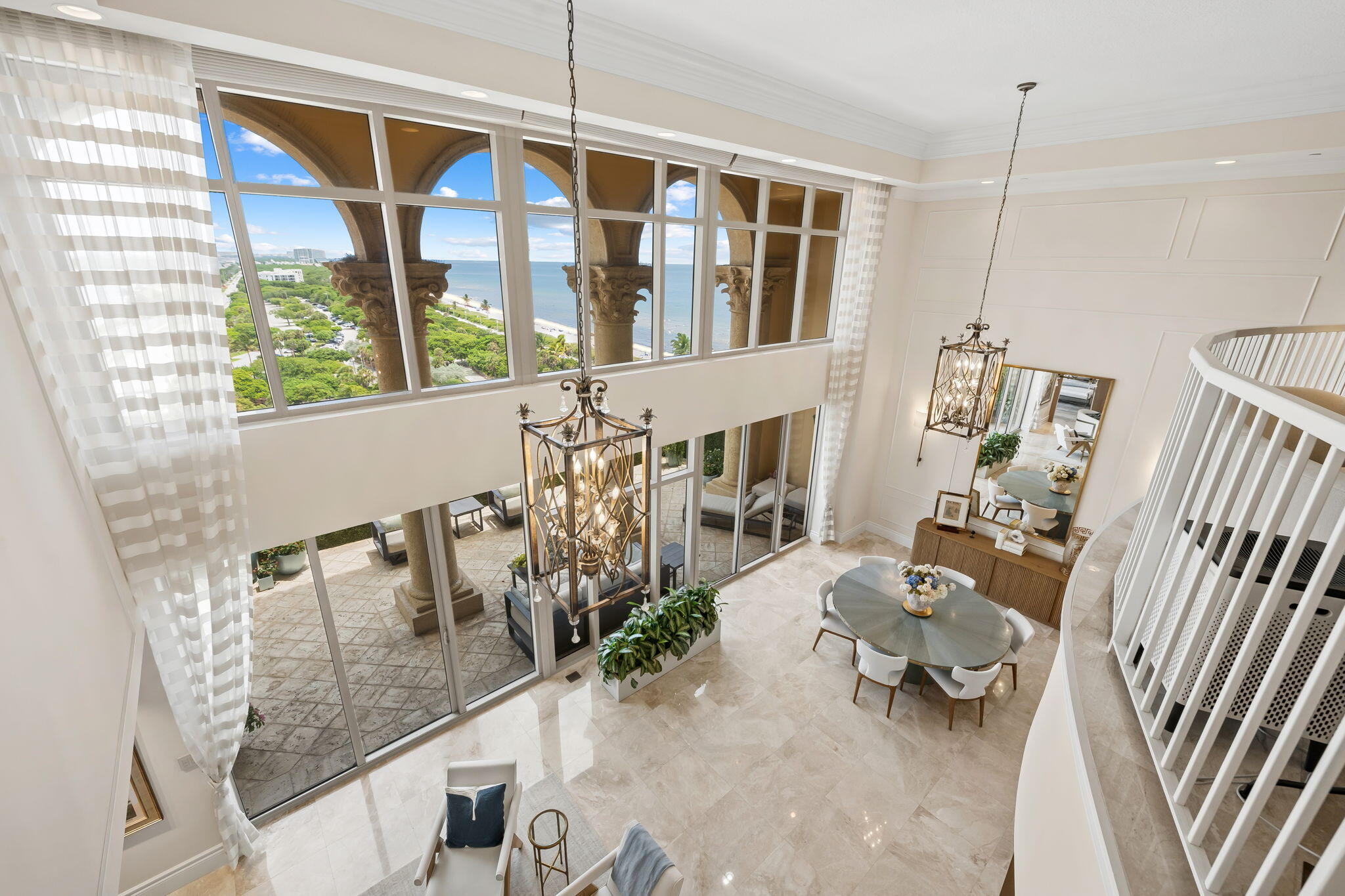 3501 N Ocean Drive Ph 7 Property Photo 18