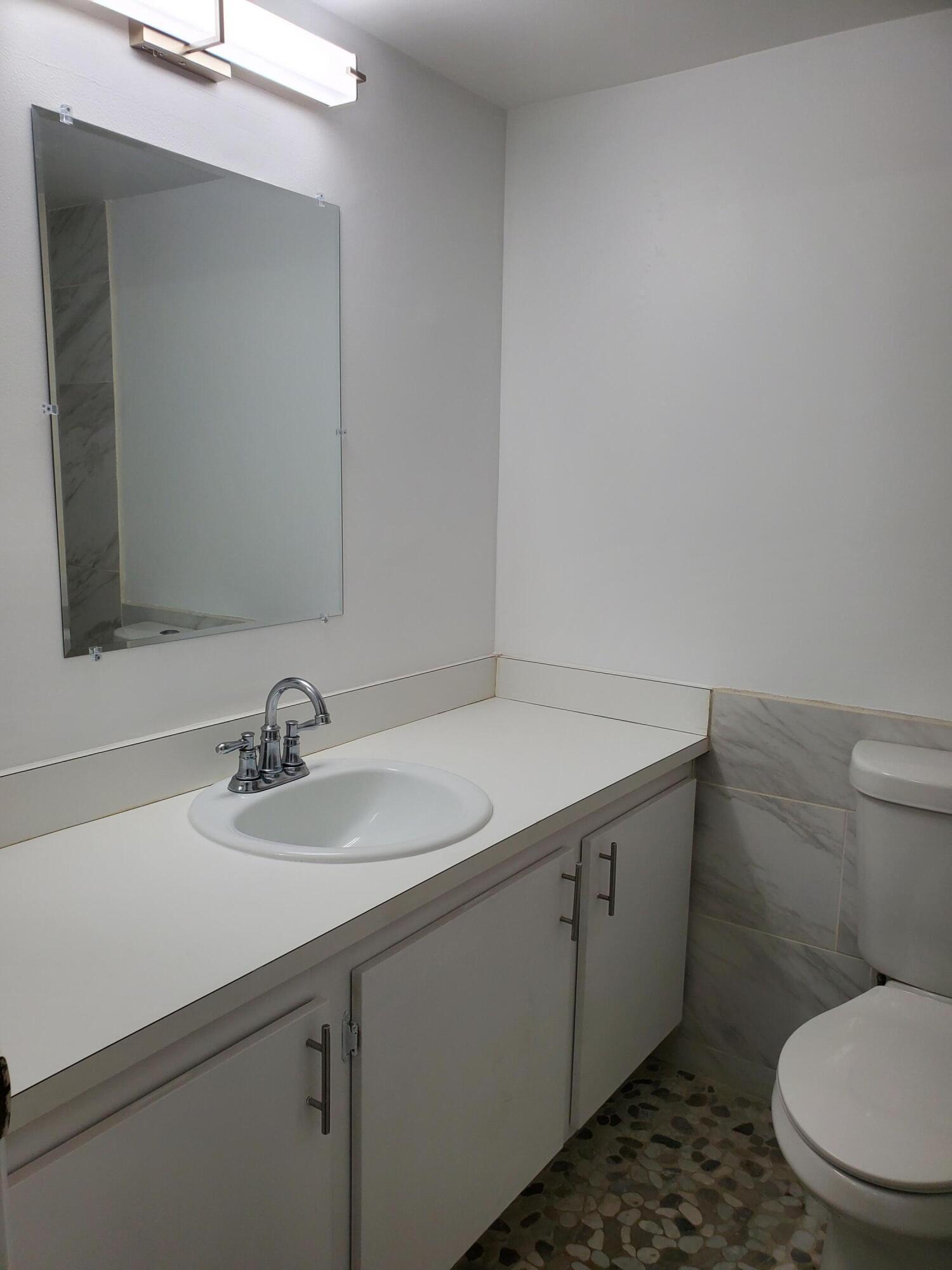603 Sea Pine Way B2 Property Photo 15