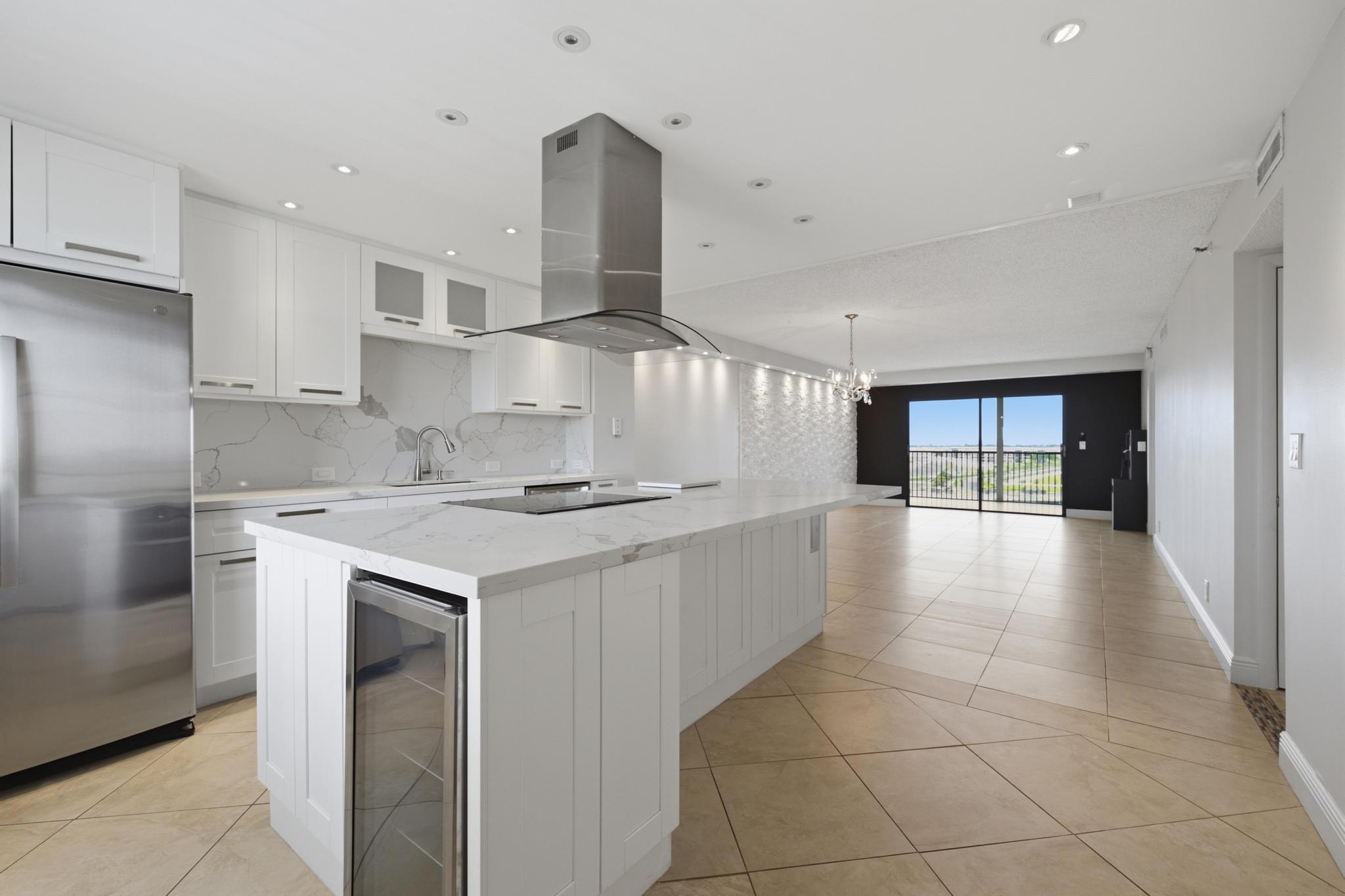 2215 Cypress Island Drive 906