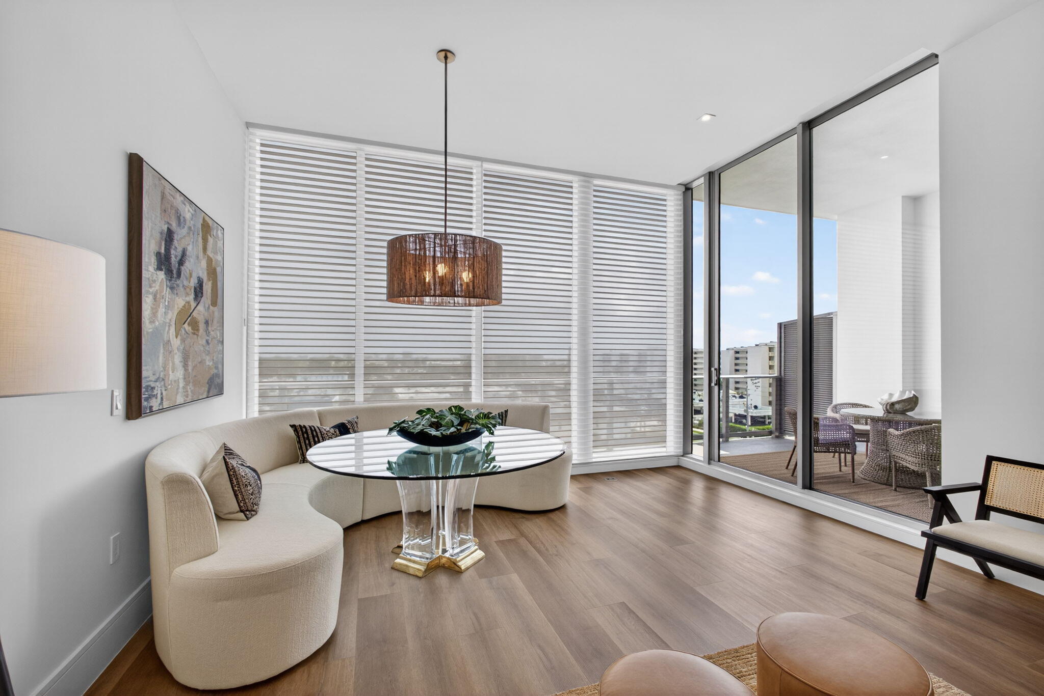 220 Lake Shore Drive 613 Property Photo 5