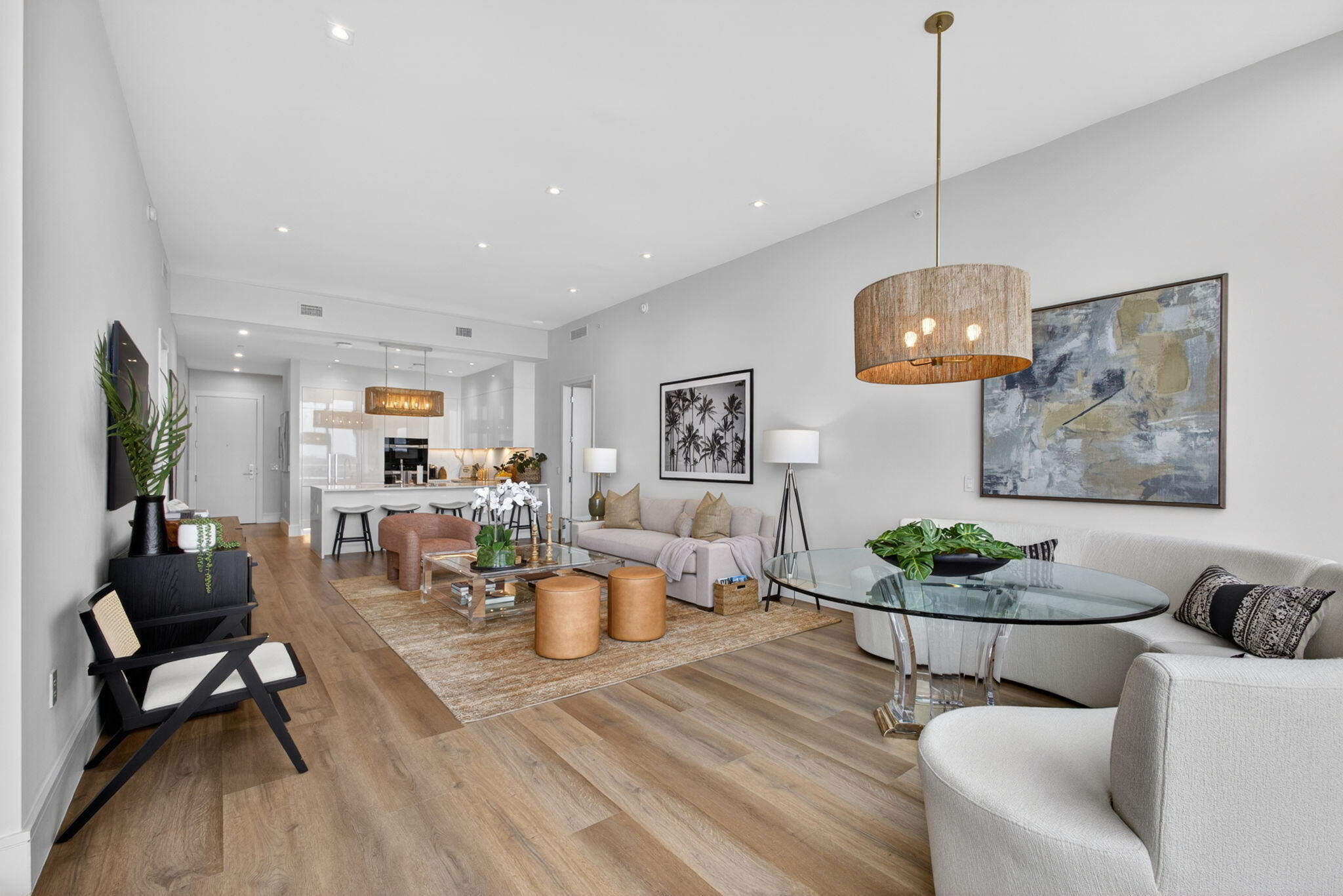 220 Lake Shore Drive 613 Property Photo 9