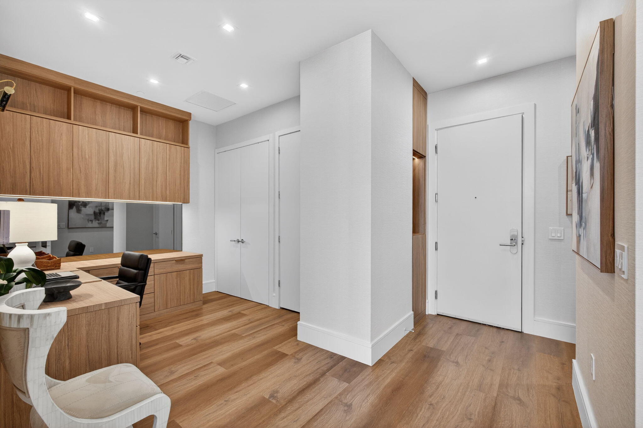 220 Lake Shore Drive 613 Property Photo 18