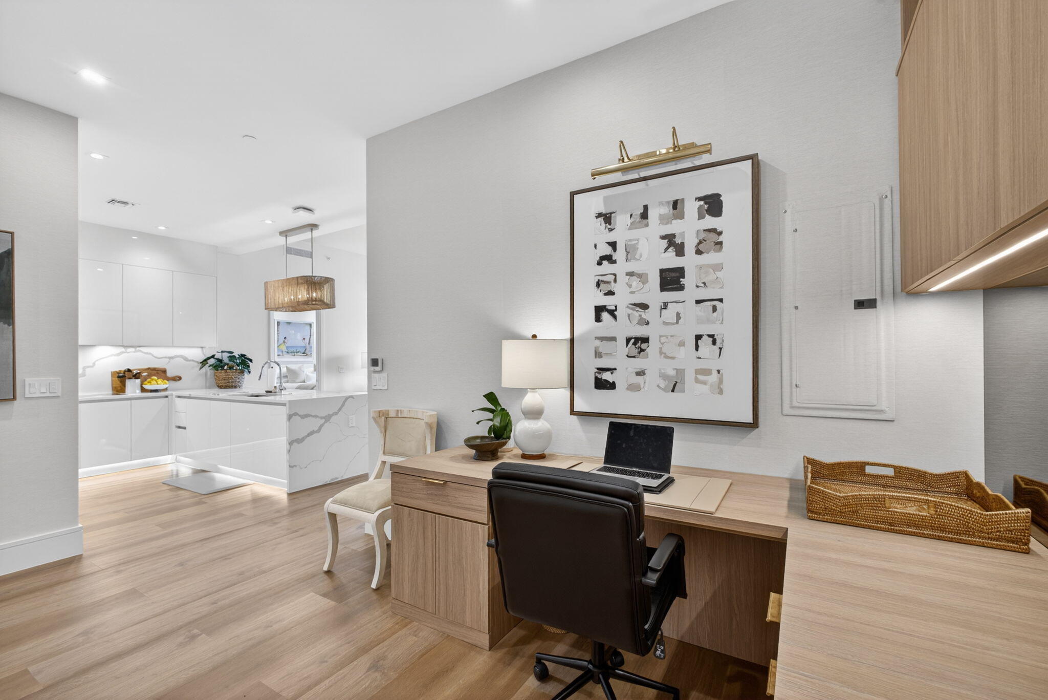 220 Lake Shore Drive 613 Property Photo 19