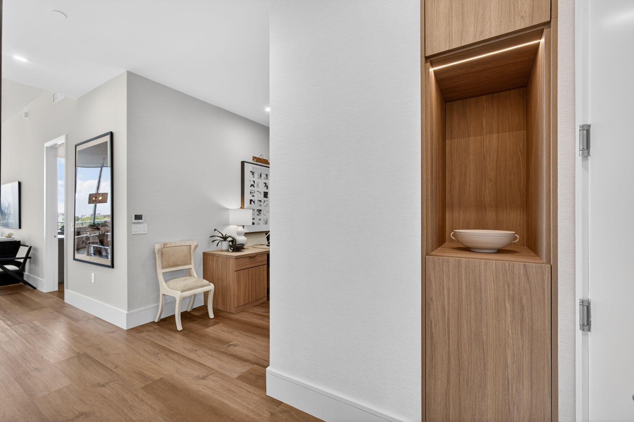 220 Lake Shore Drive 613 Property Photo 23