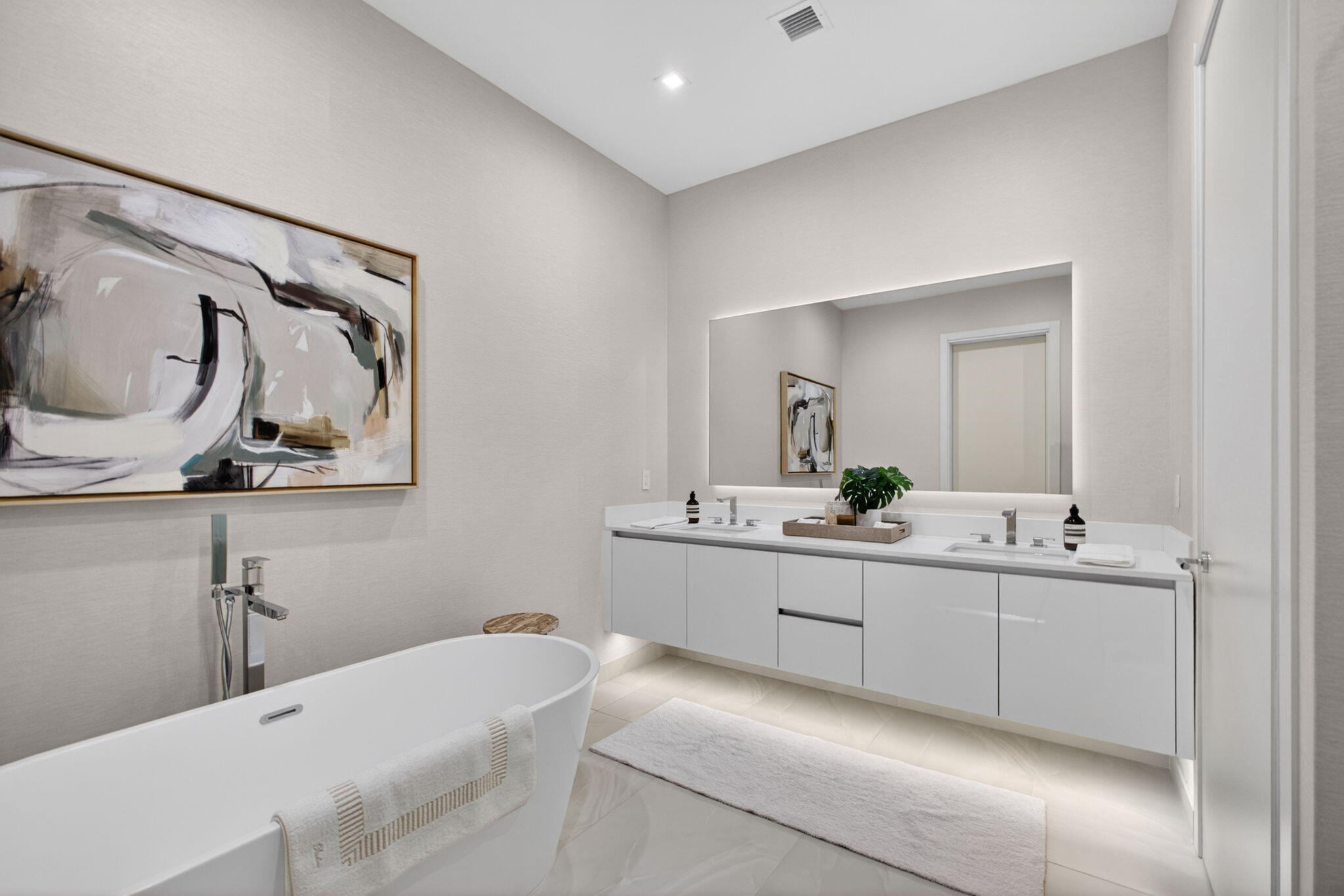 220 Lake Shore Drive 613 Property Photo 35