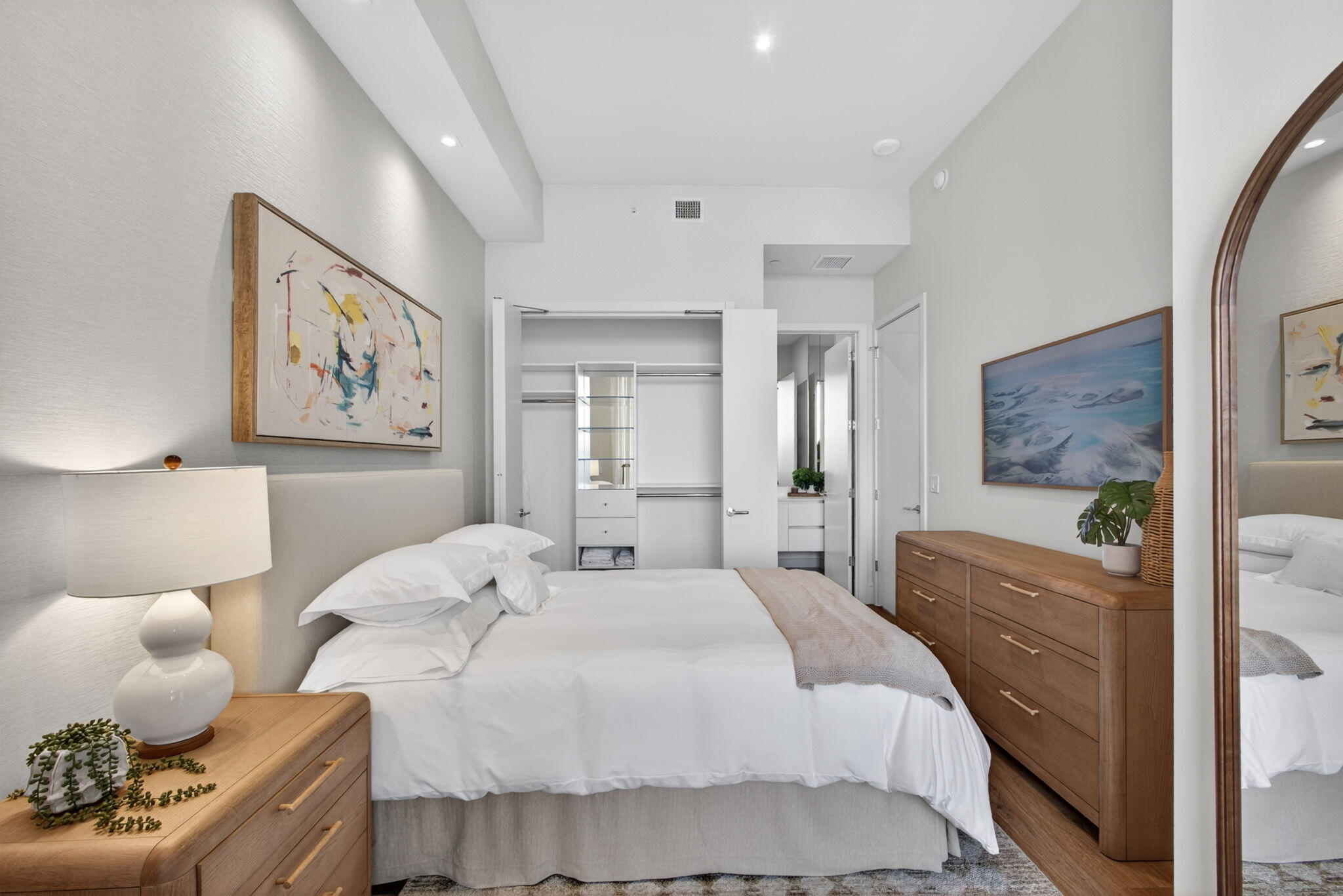 220 Lake Shore Drive 613 Property Photo 38