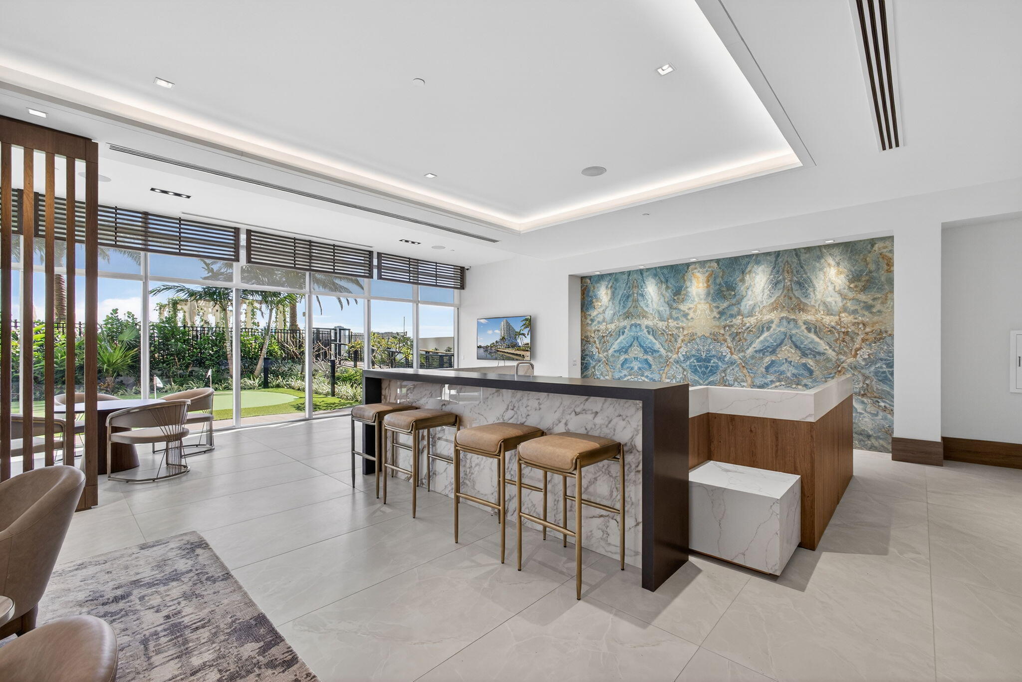 220 Lake Shore Drive 613 Property Photo 53