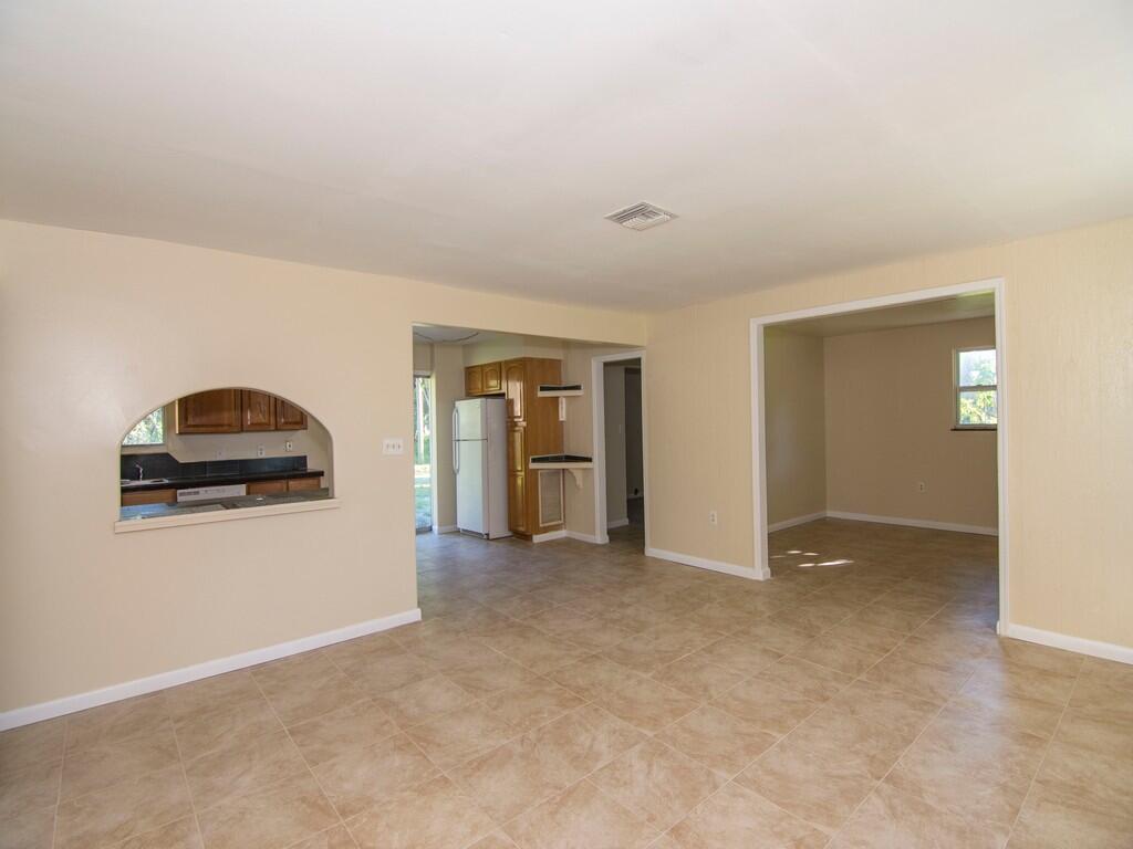 8604 Brookline Avenue Property Photo 13