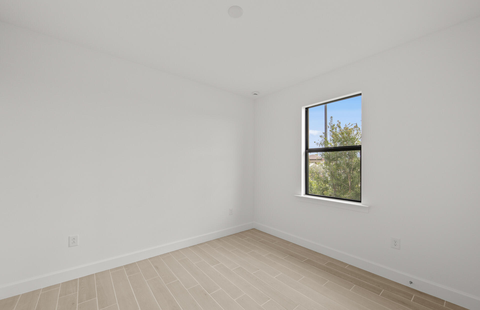 2034 Terreno Boulevard Property Photo 11