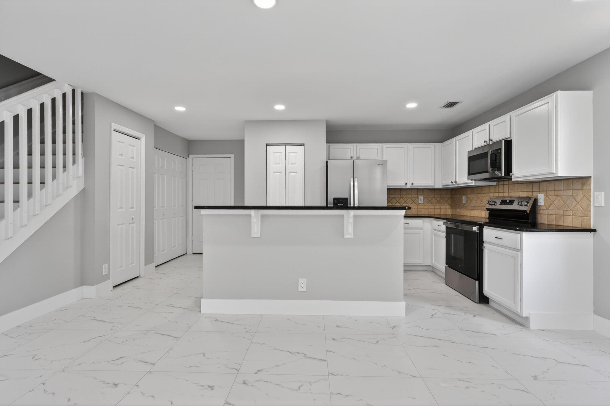 106 Fox Meadow Run Property Photo 11