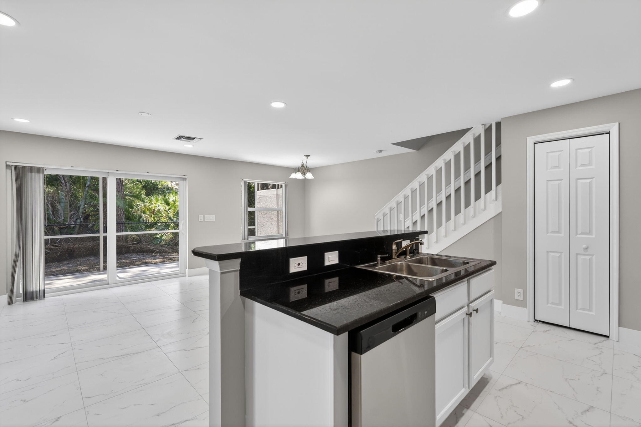 106 Fox Meadow Run Property Photo 14