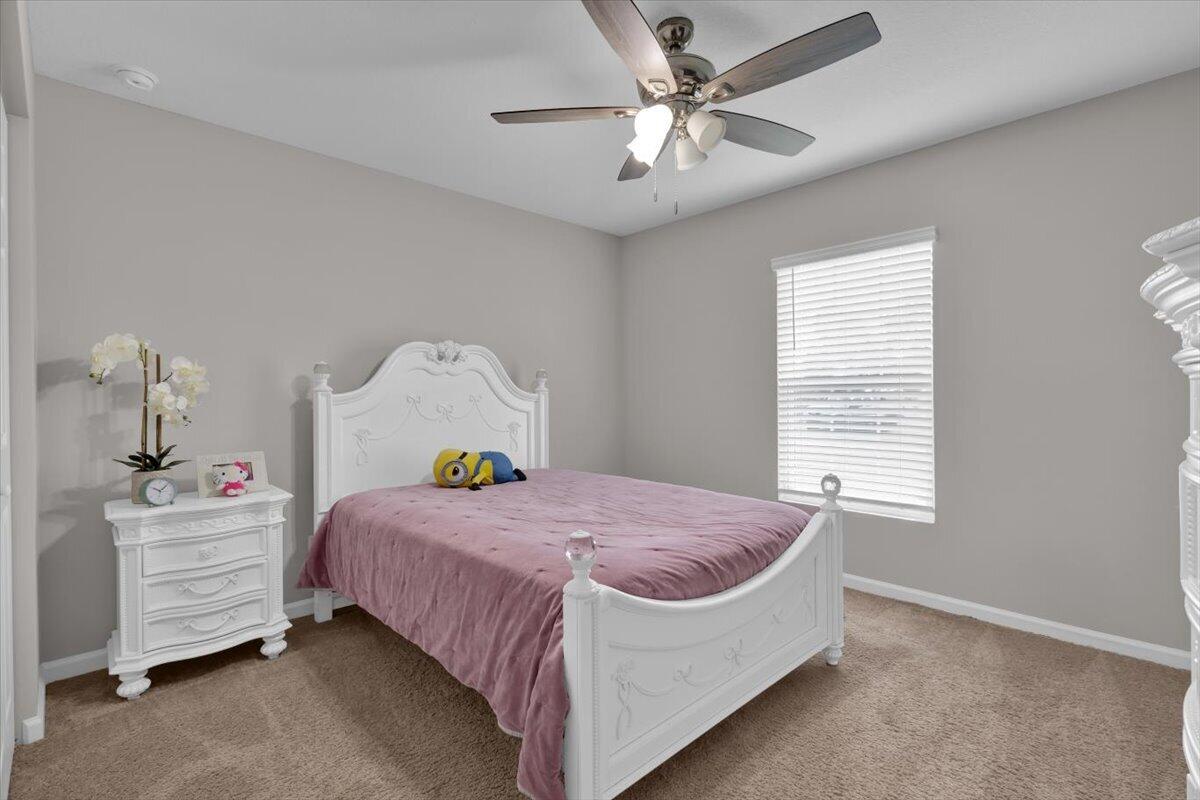 449 Se Whitmore Drive Property Photo 29