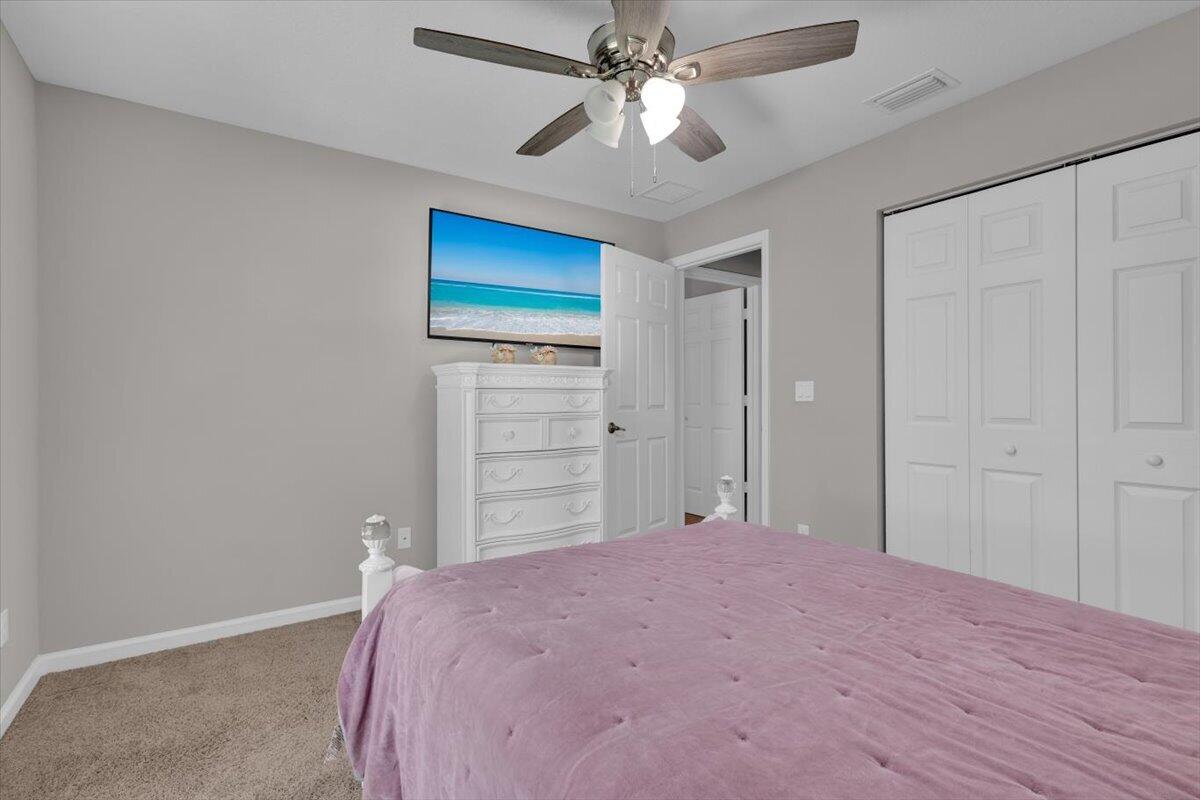 449 Se Whitmore Drive Property Photo 31