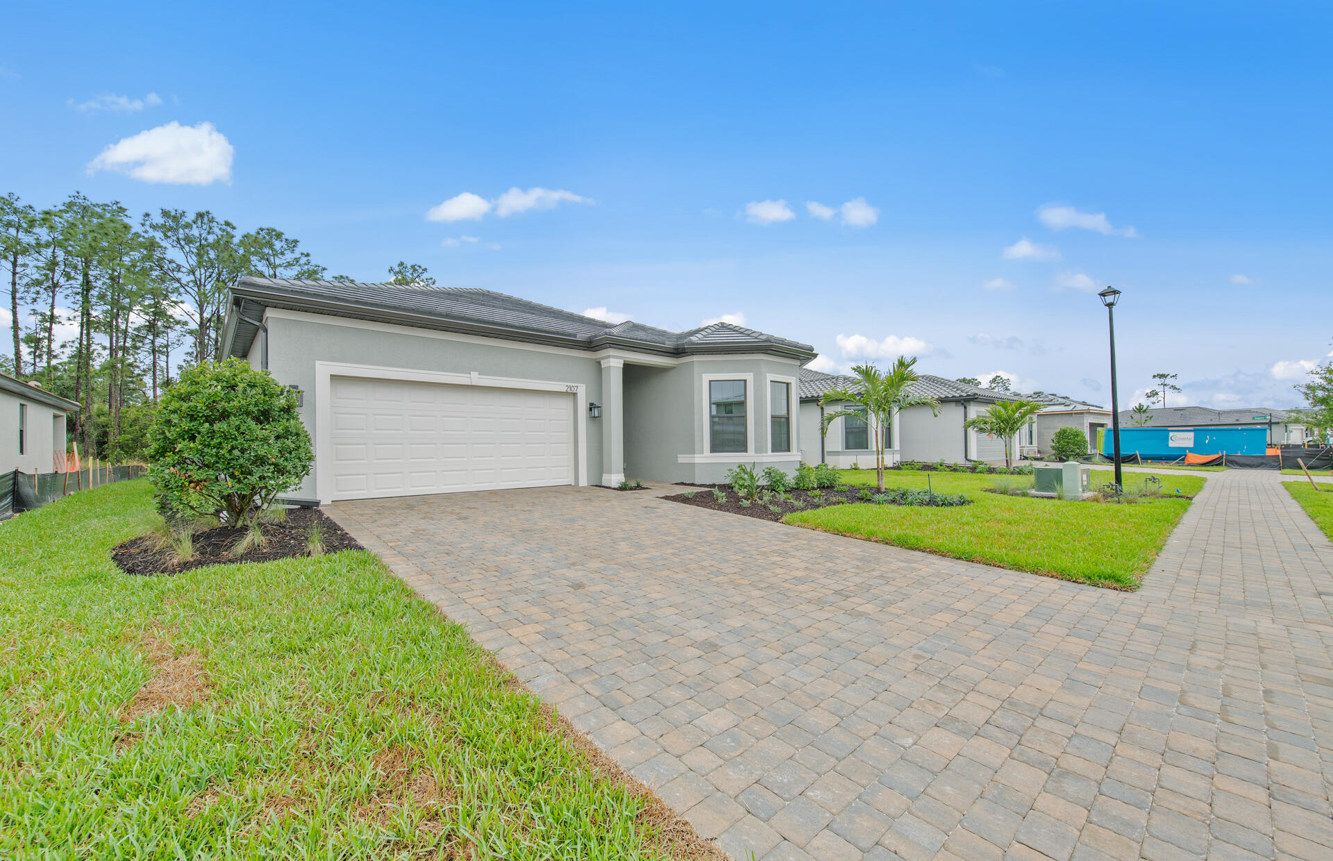 2107 Freemont Drive Property Photo 2