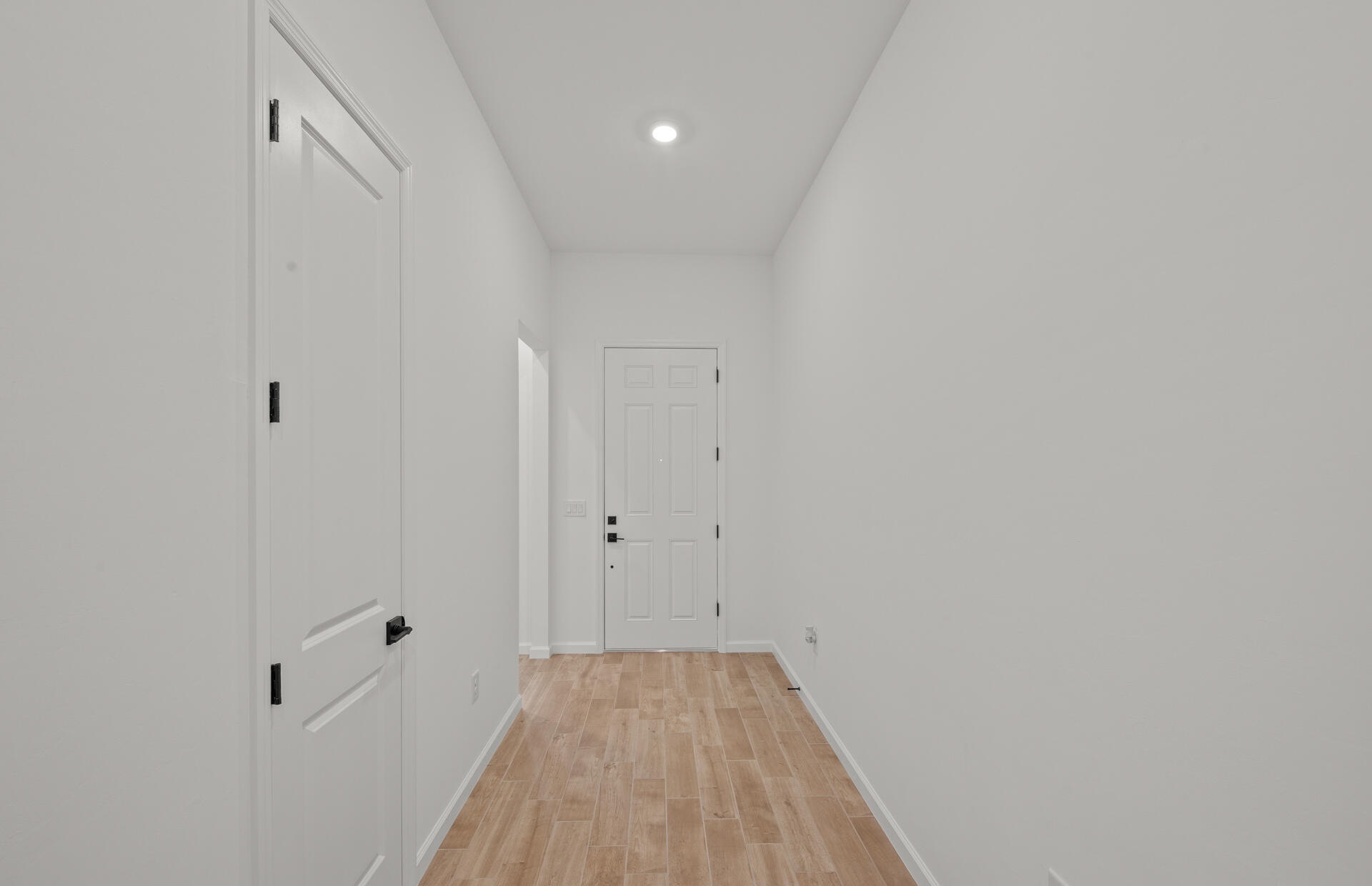 2107 Freemont Drive Property Photo 8