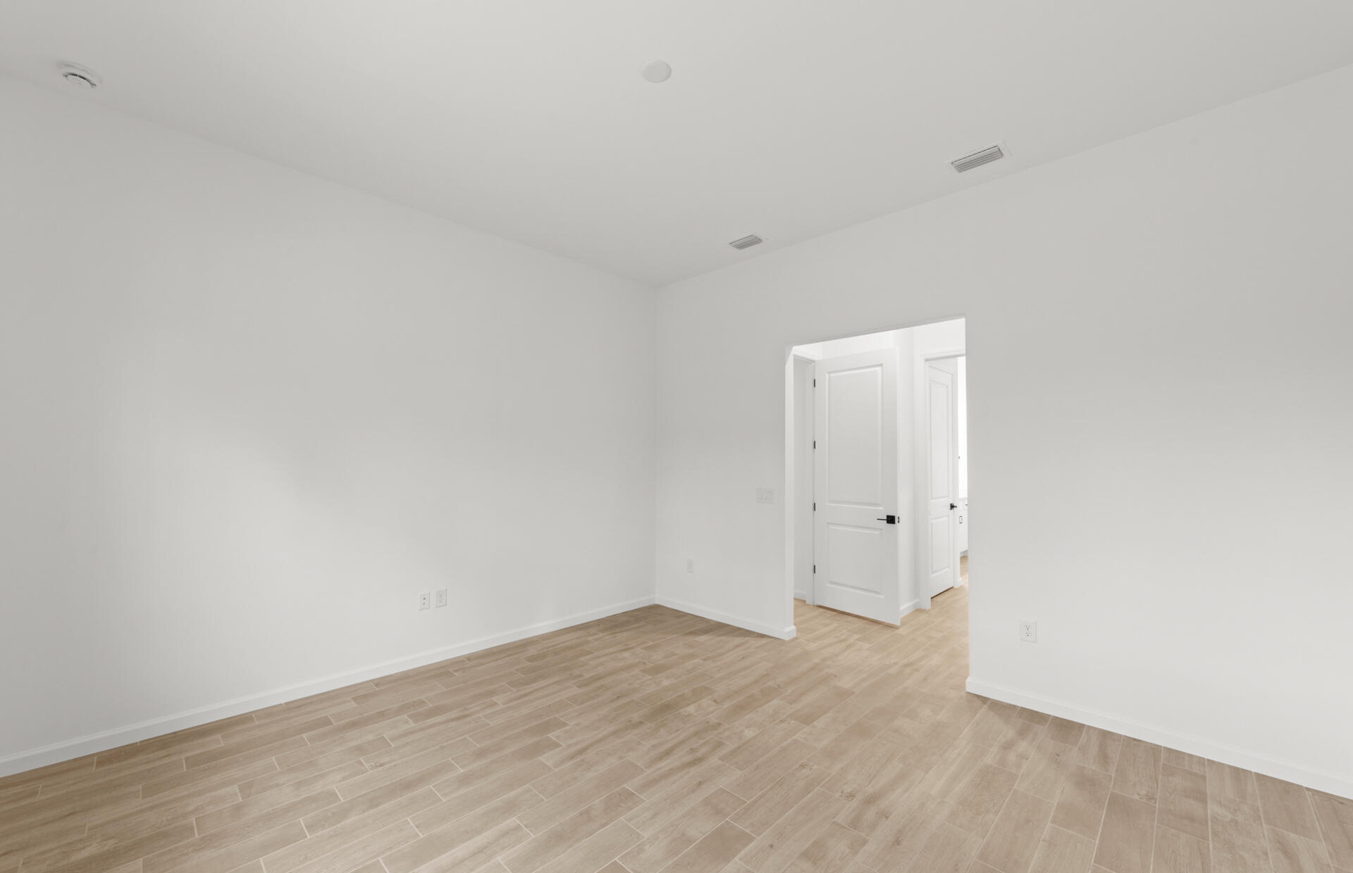 2107 Freemont Drive Property Photo 28