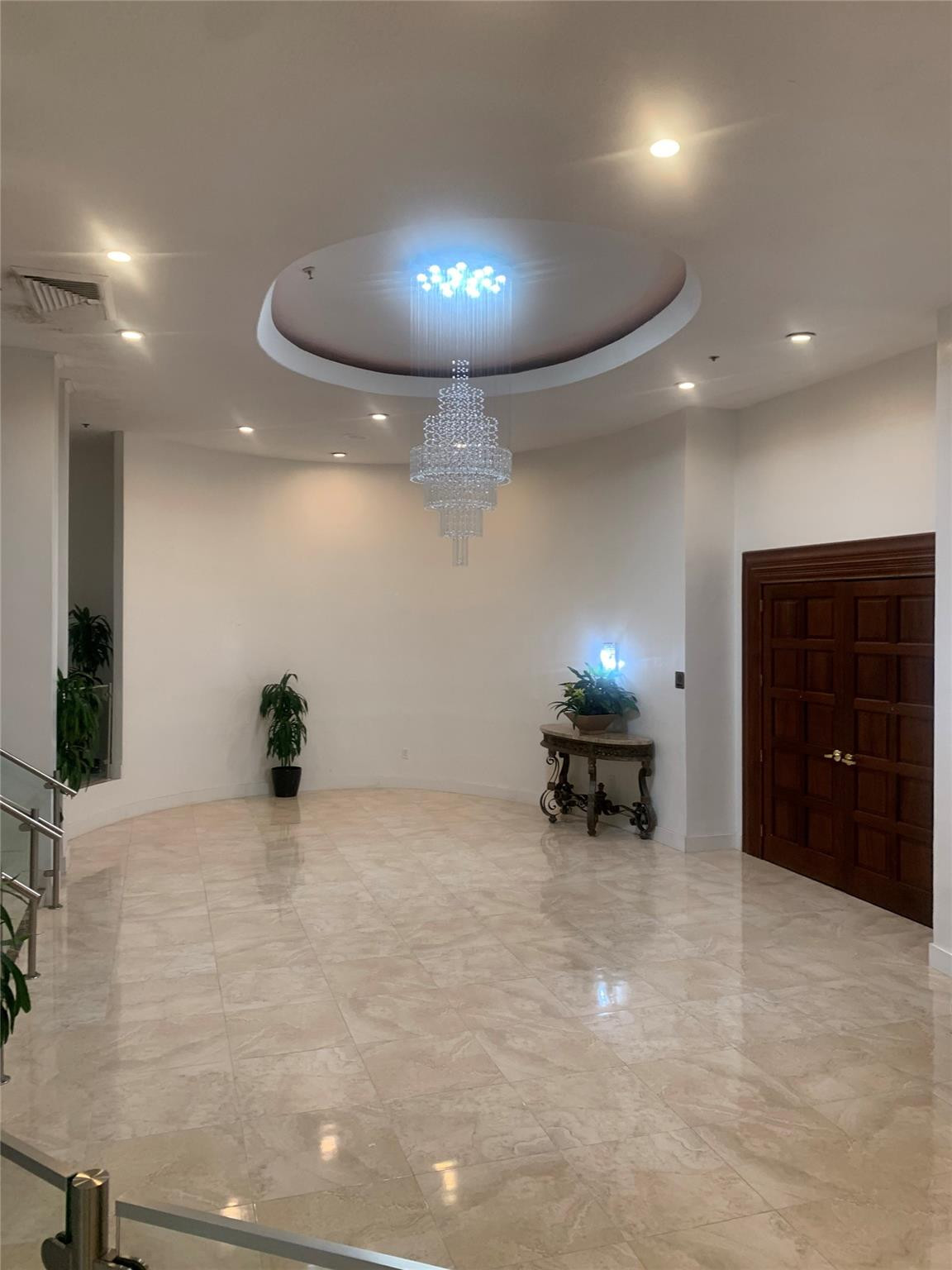 19201 Collins Avenue 231 Property Photo 1