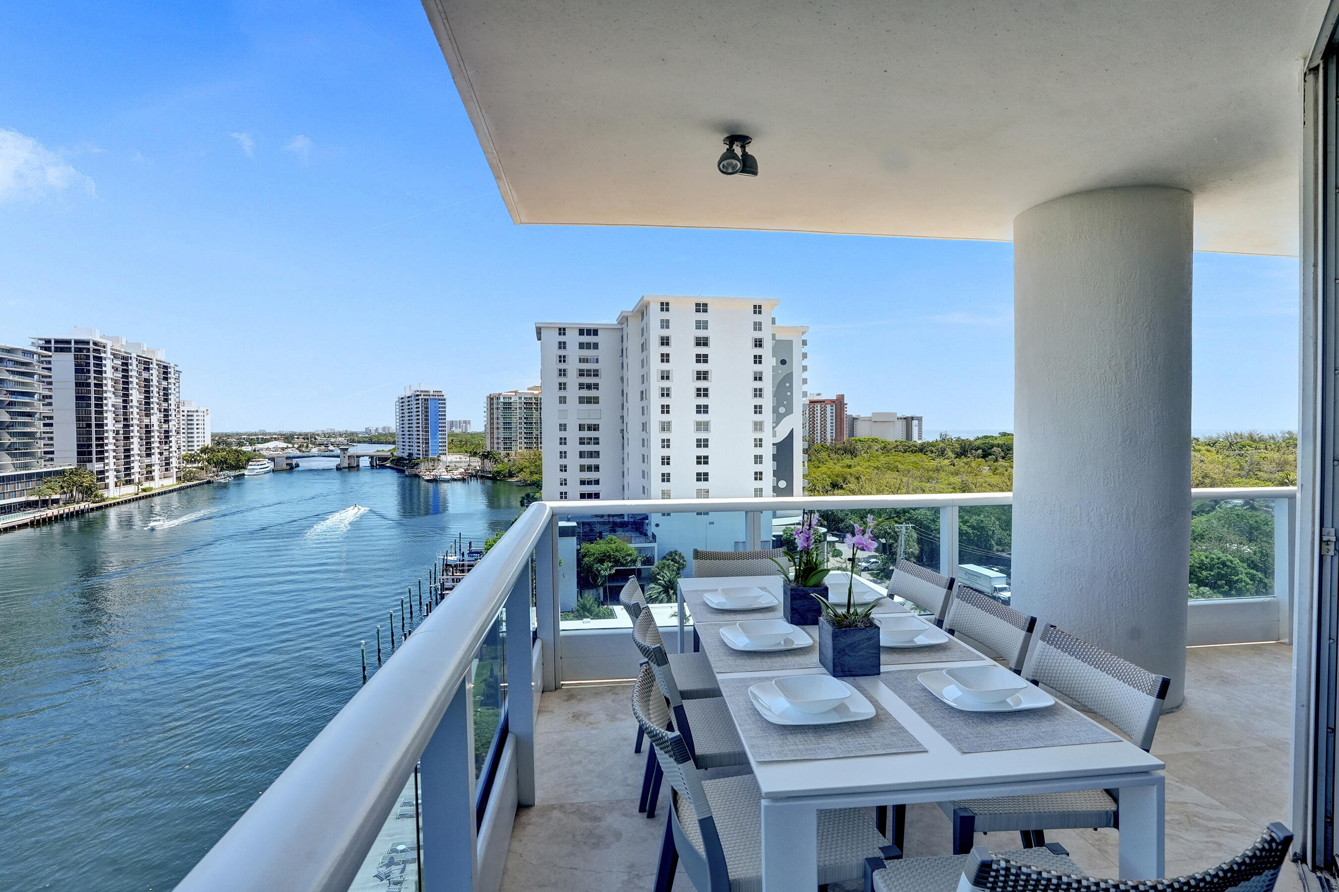715 Bayshore Drive 902 Property Photo 20