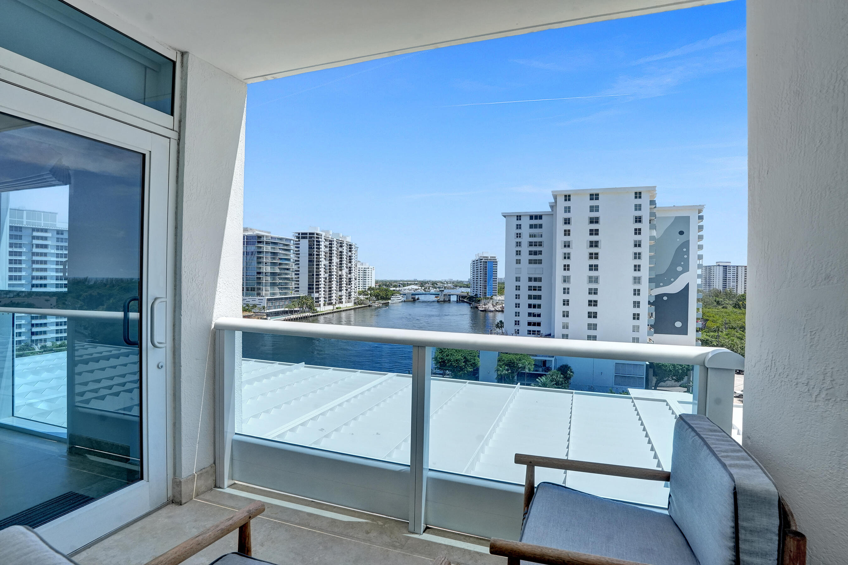 715 Bayshore Drive 902 Property Photo 21