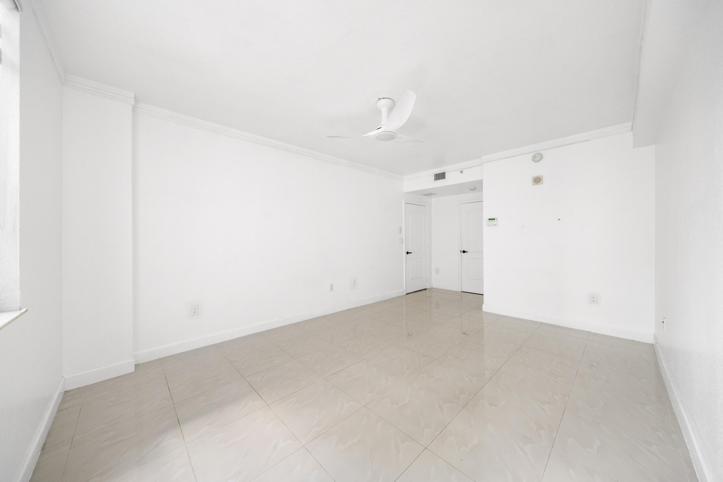 1830 Radius Drive 405 Property Photo 5