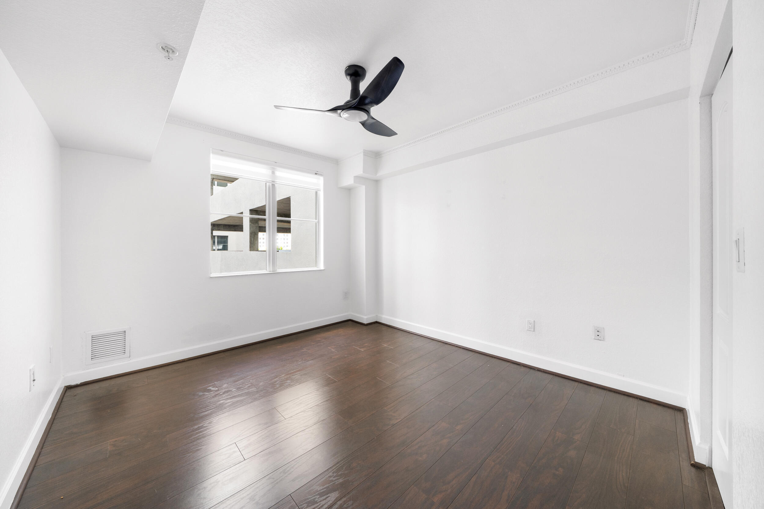 1830 Radius Drive 405 Property Photo 10
