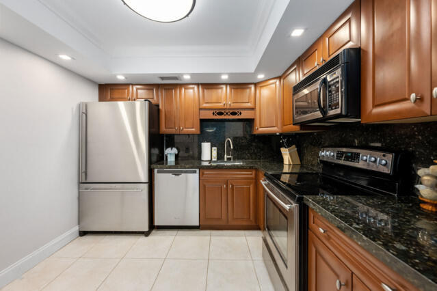 3610 S Ocean Boulevard 510 Property Photo 20