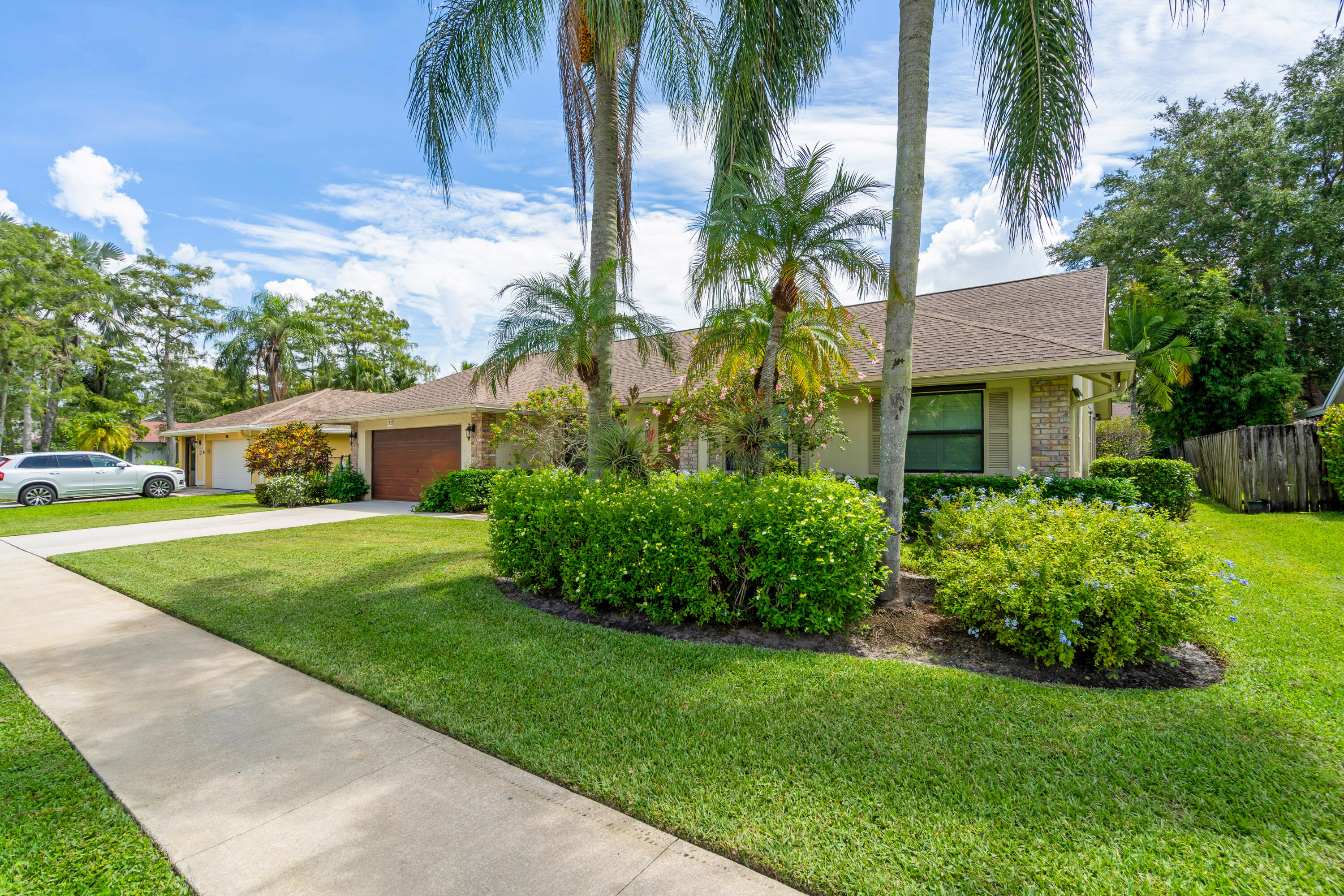 1532 Primrose Lane Property Photo 3