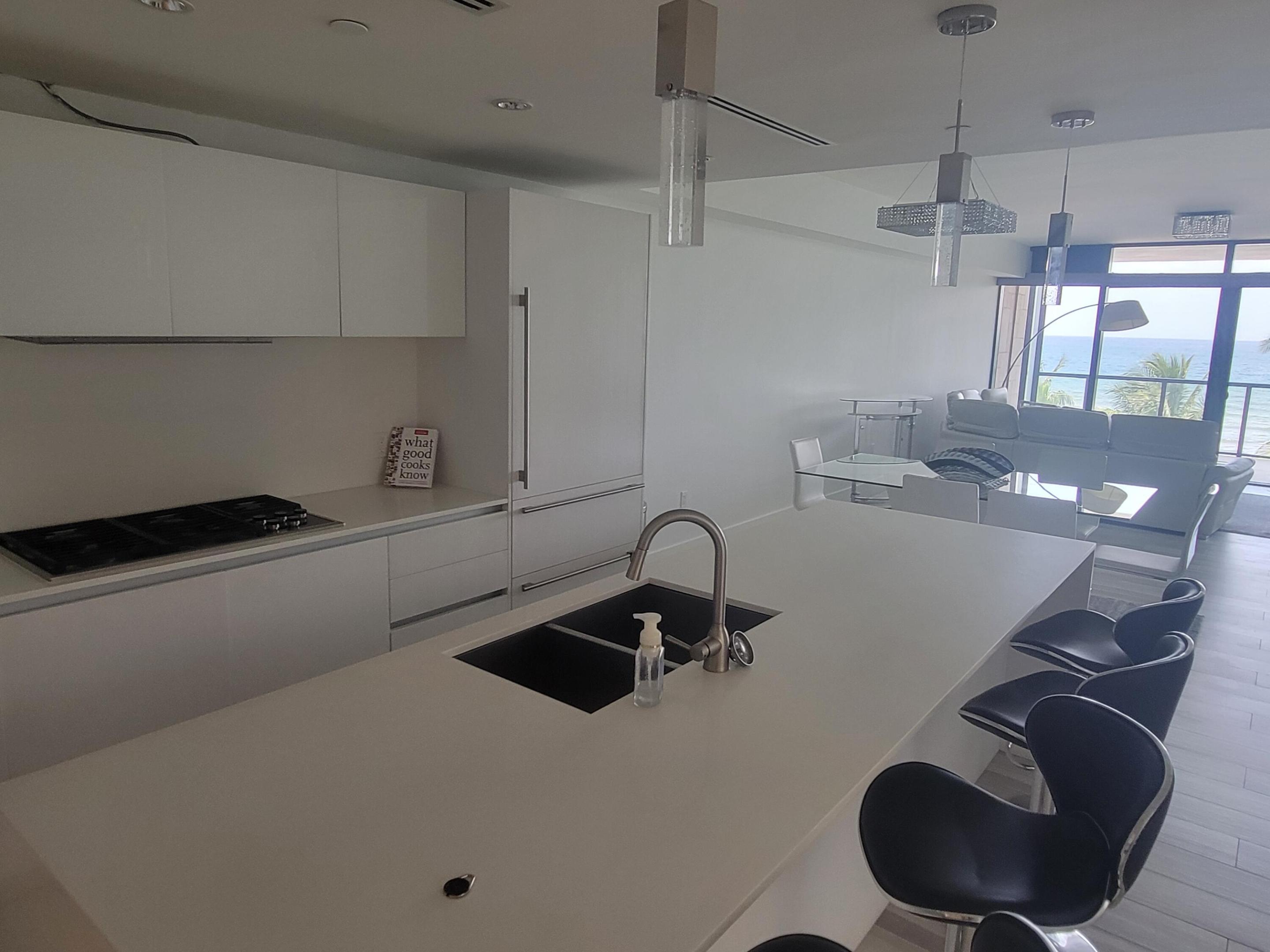 2101 S Surf Road Phe Property Photo 4