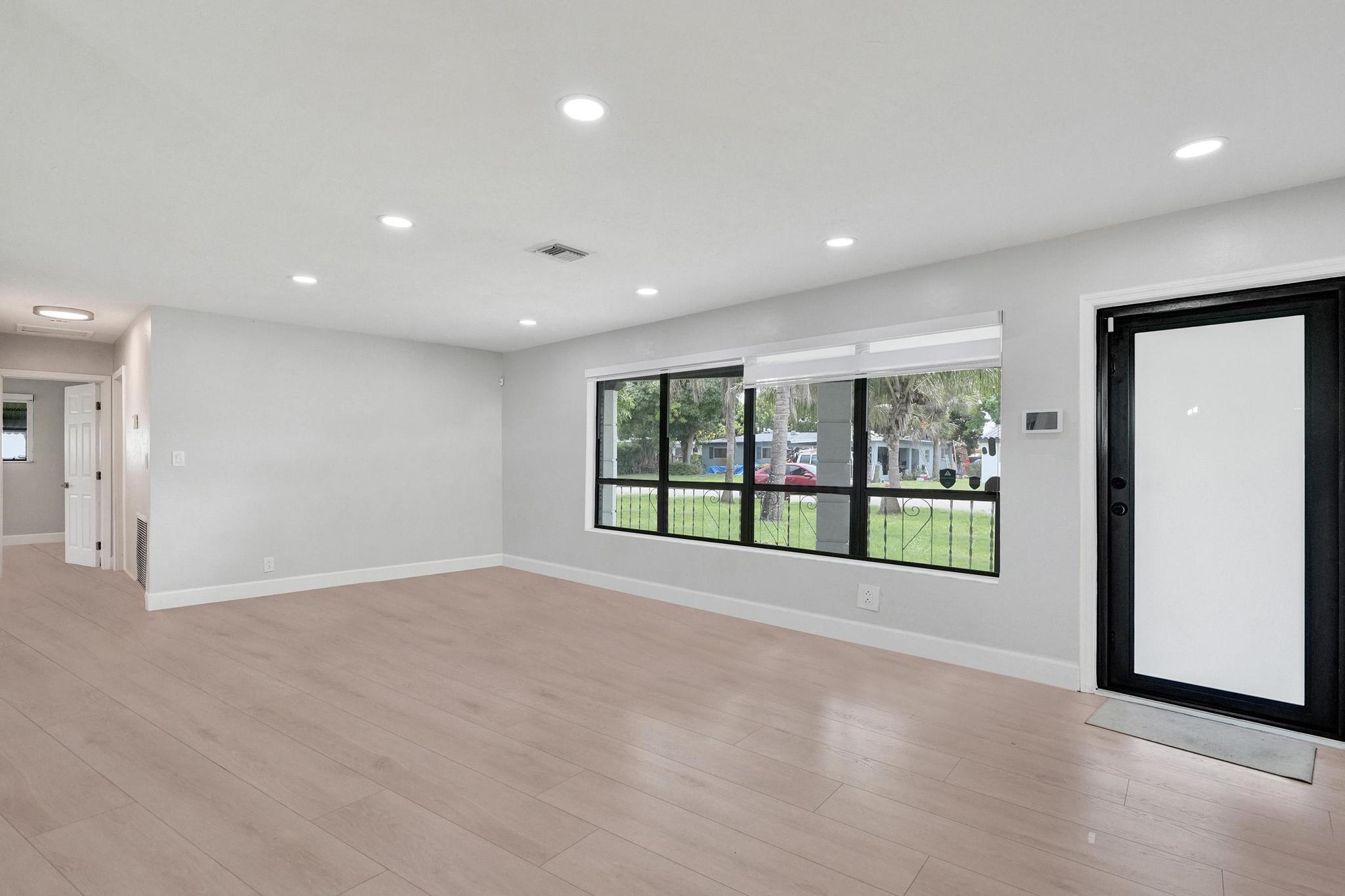 1054 Wyoming Avenue Property Photo 13