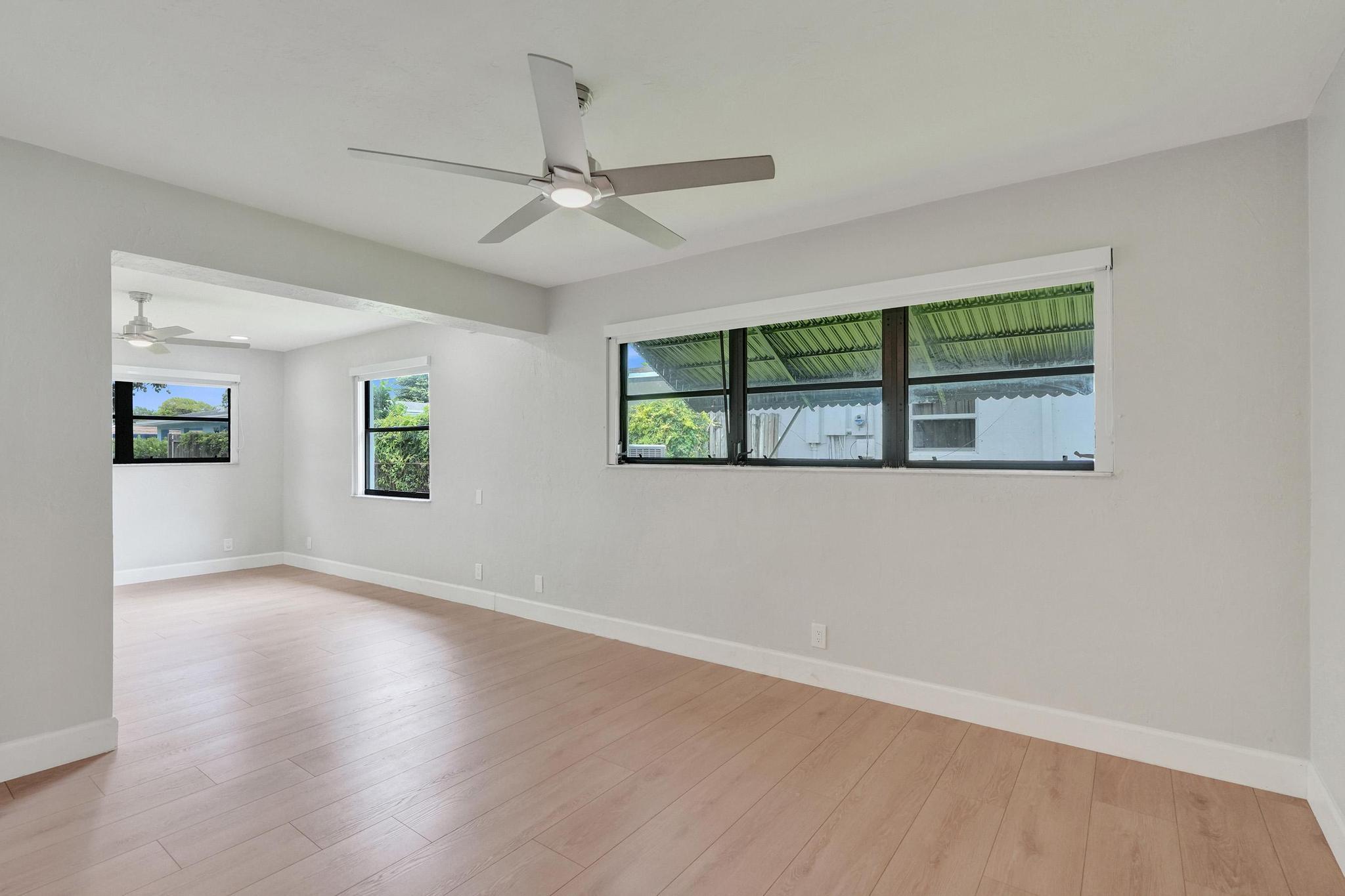1054 Wyoming Avenue Property Photo 15