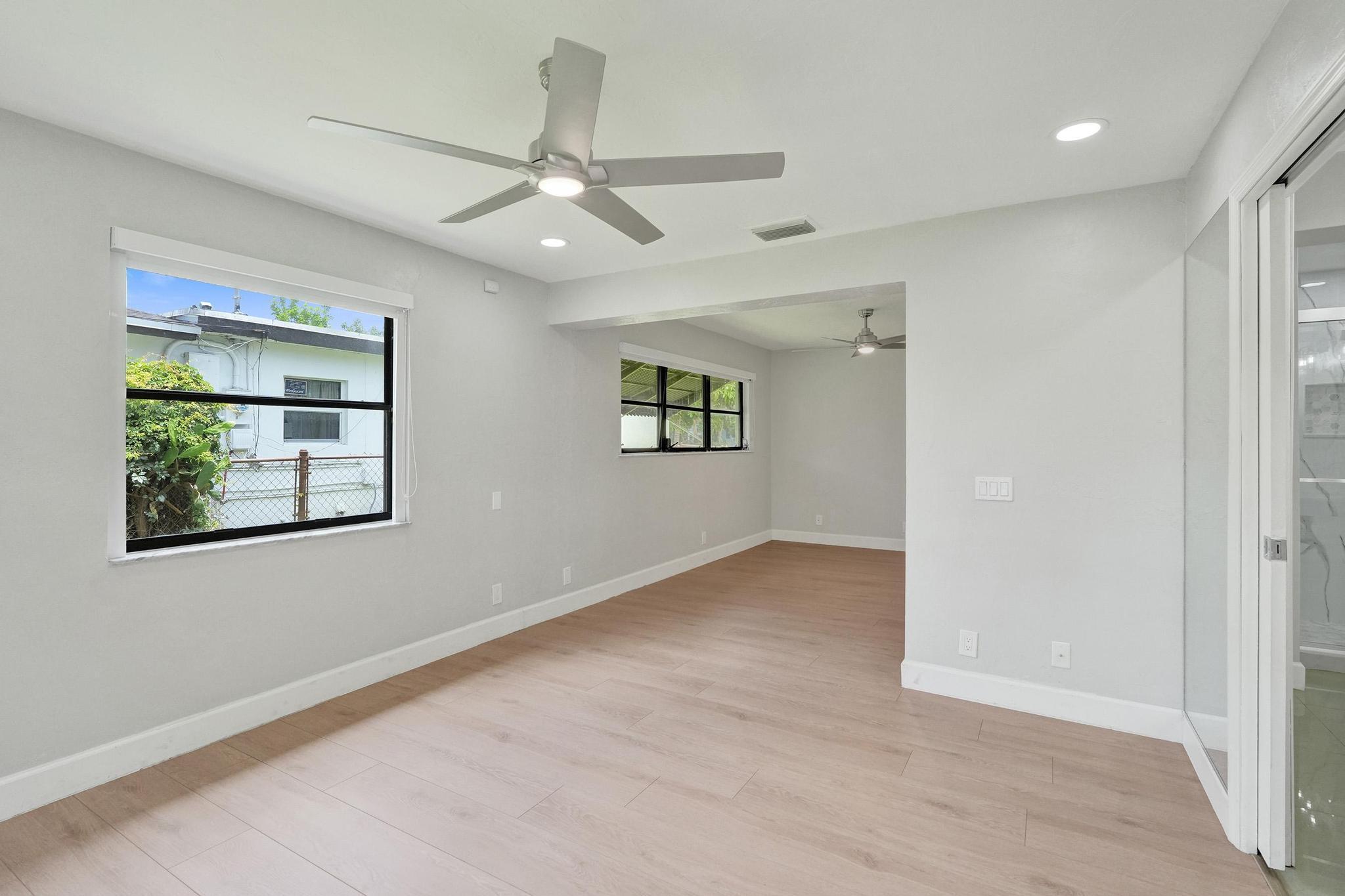 1054 Wyoming Avenue Property Photo 18