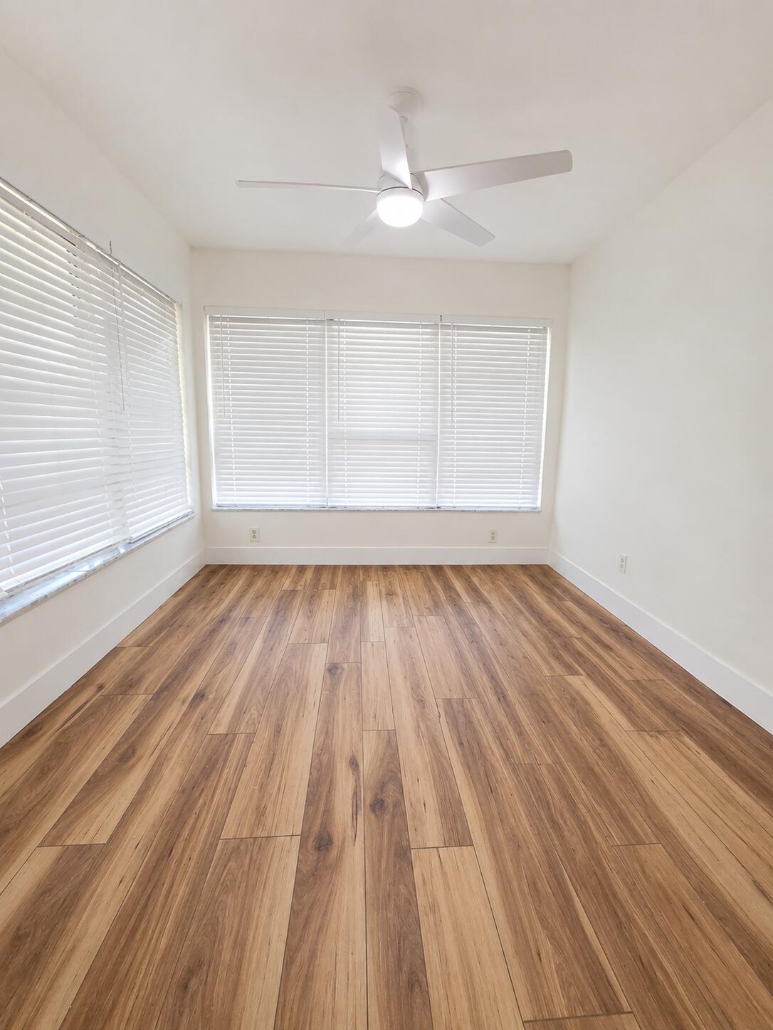 5424 Lakefront Boulevard D Property Photo 6