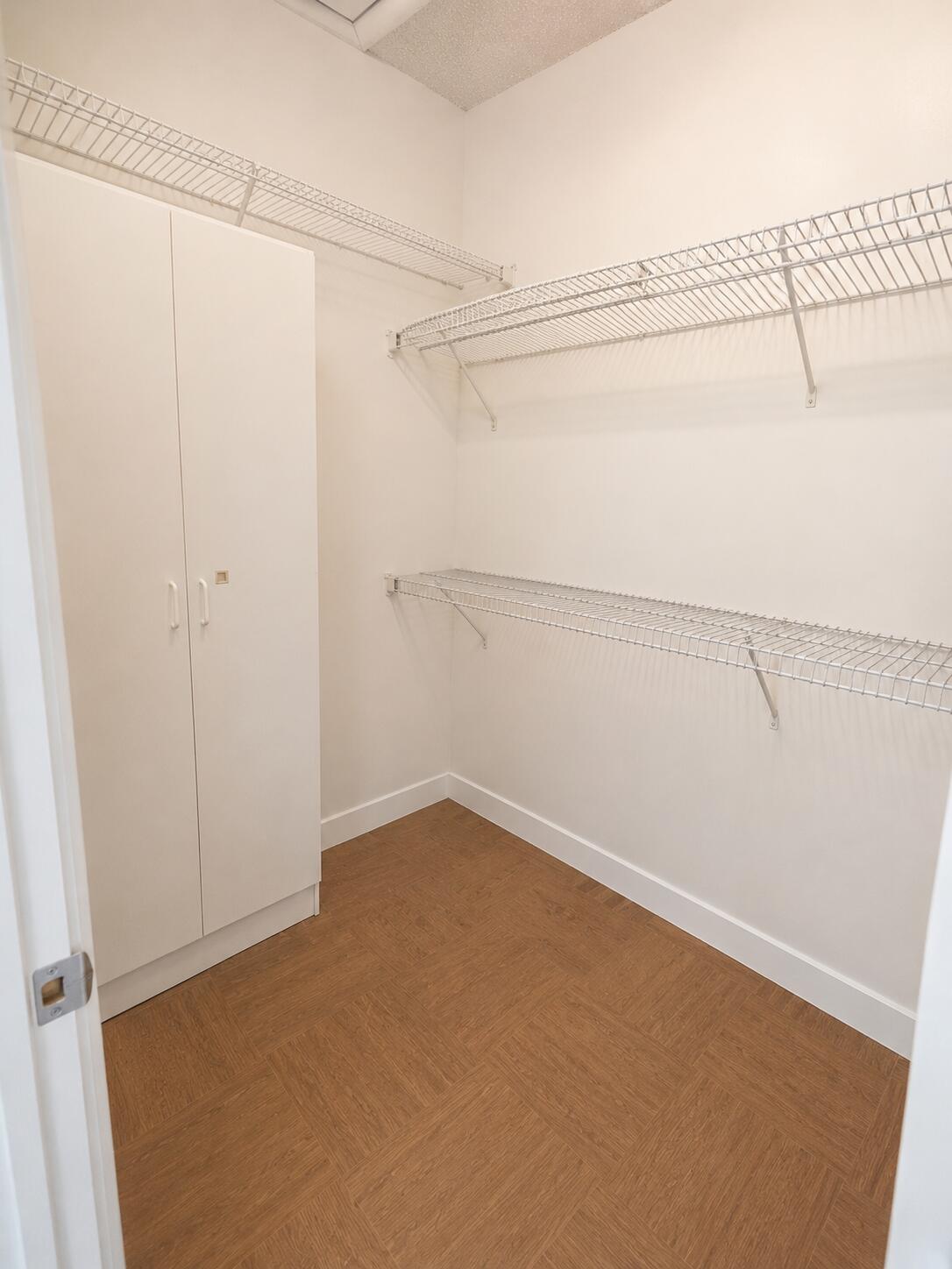5424 Lakefront Boulevard D Property Photo 10