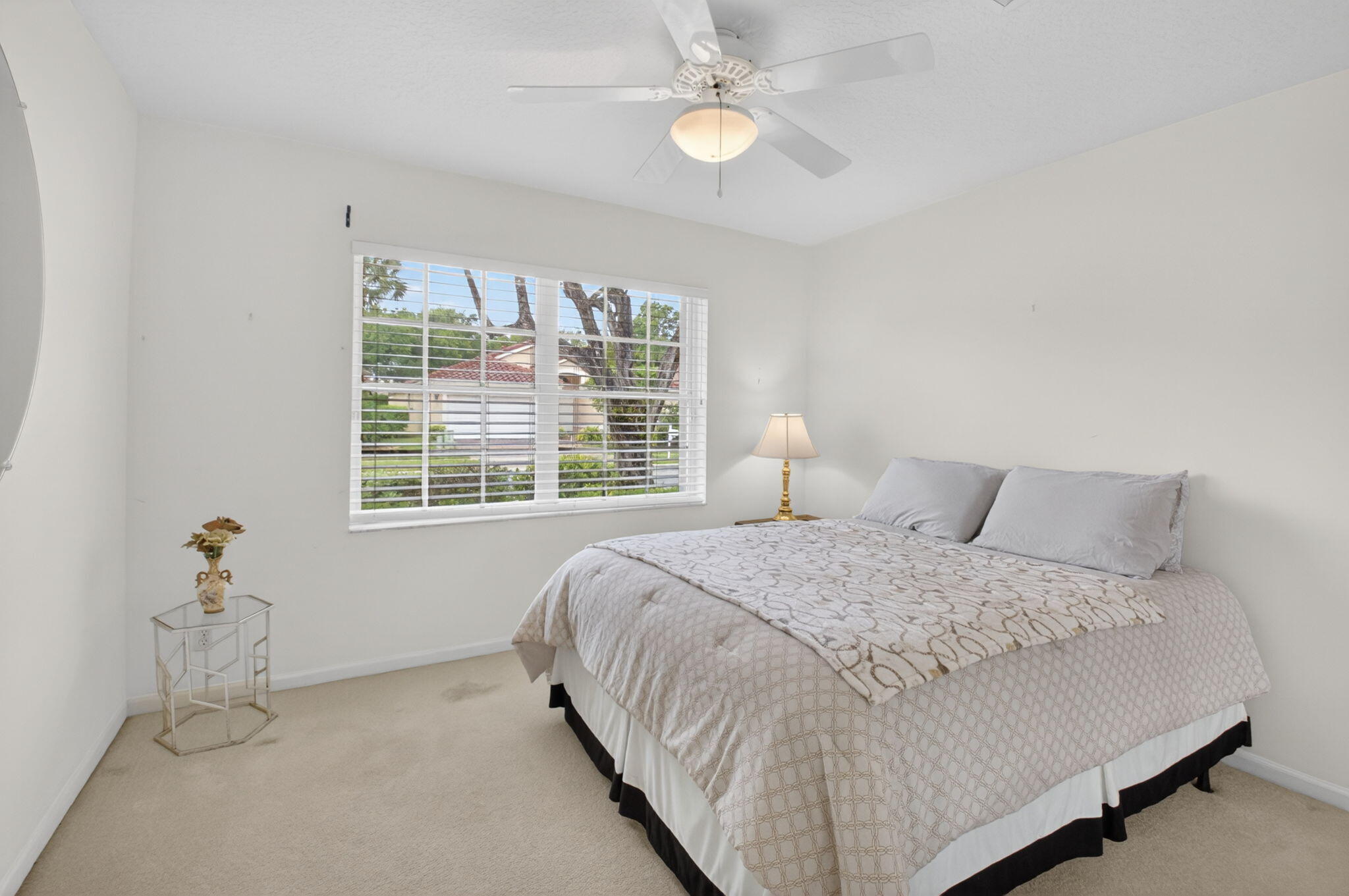 5256 Glenville Drive Property Photo 39