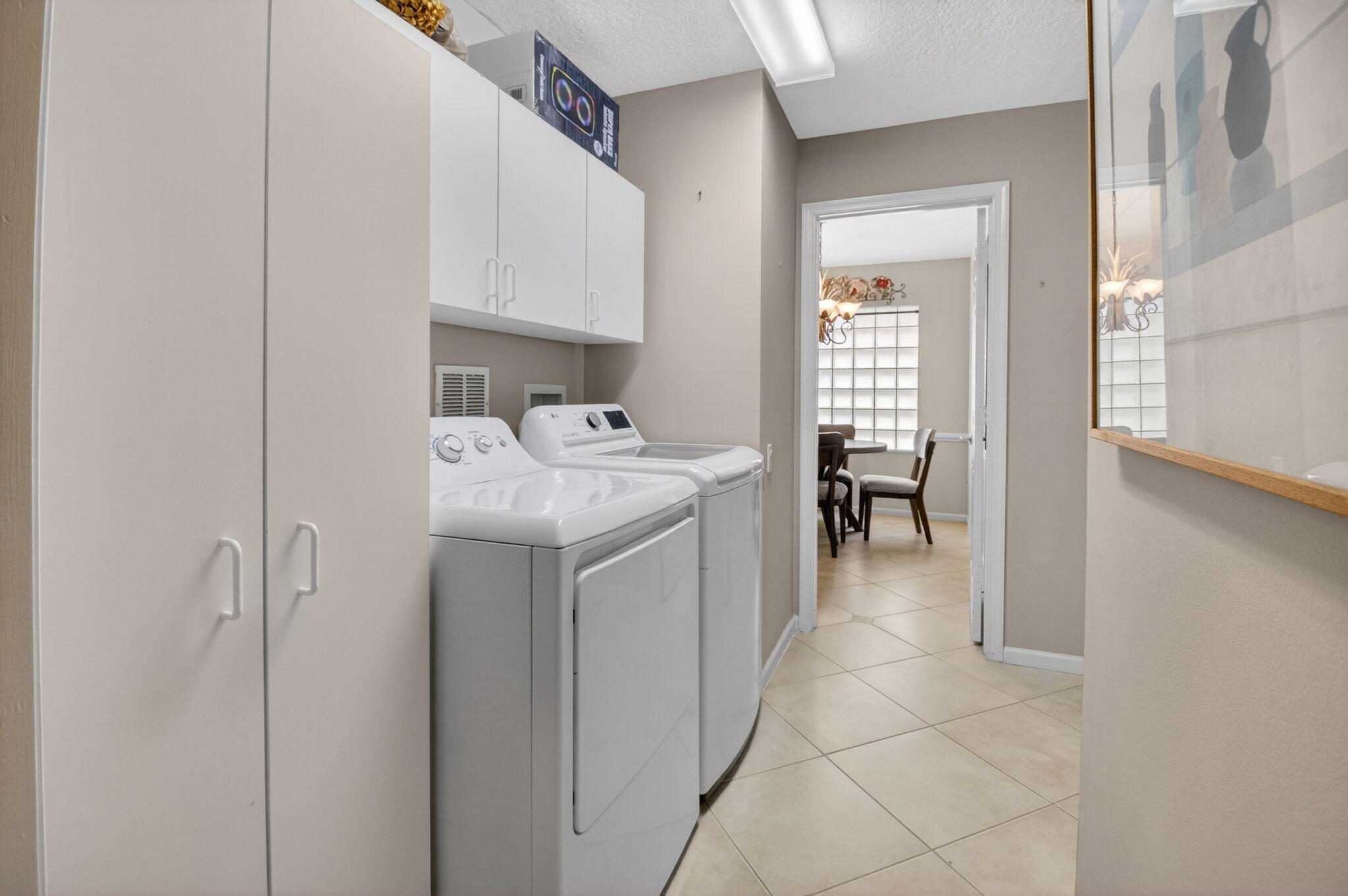 5256 Glenville Drive Property Photo 42