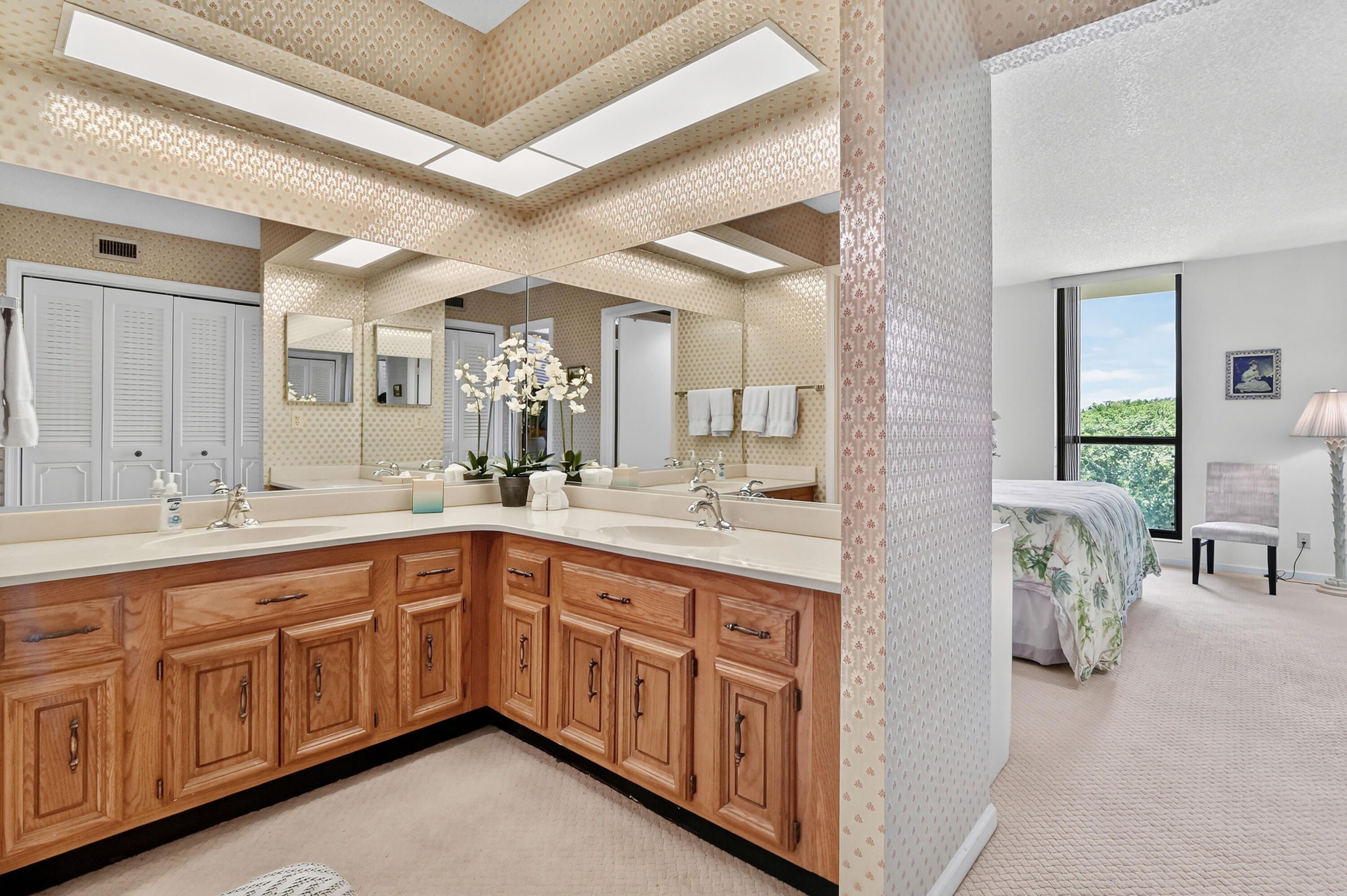 5188 Woodland Lakes Drive 332 Property Photo 16
