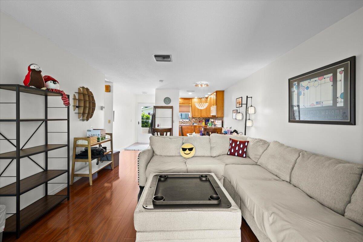 2621 Barkley Drive W A Property Photo 4
