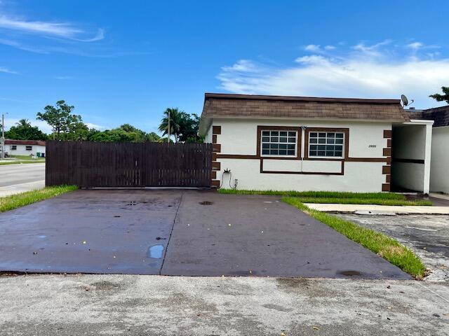 3930 Nw 207 St Road Property Photo 1