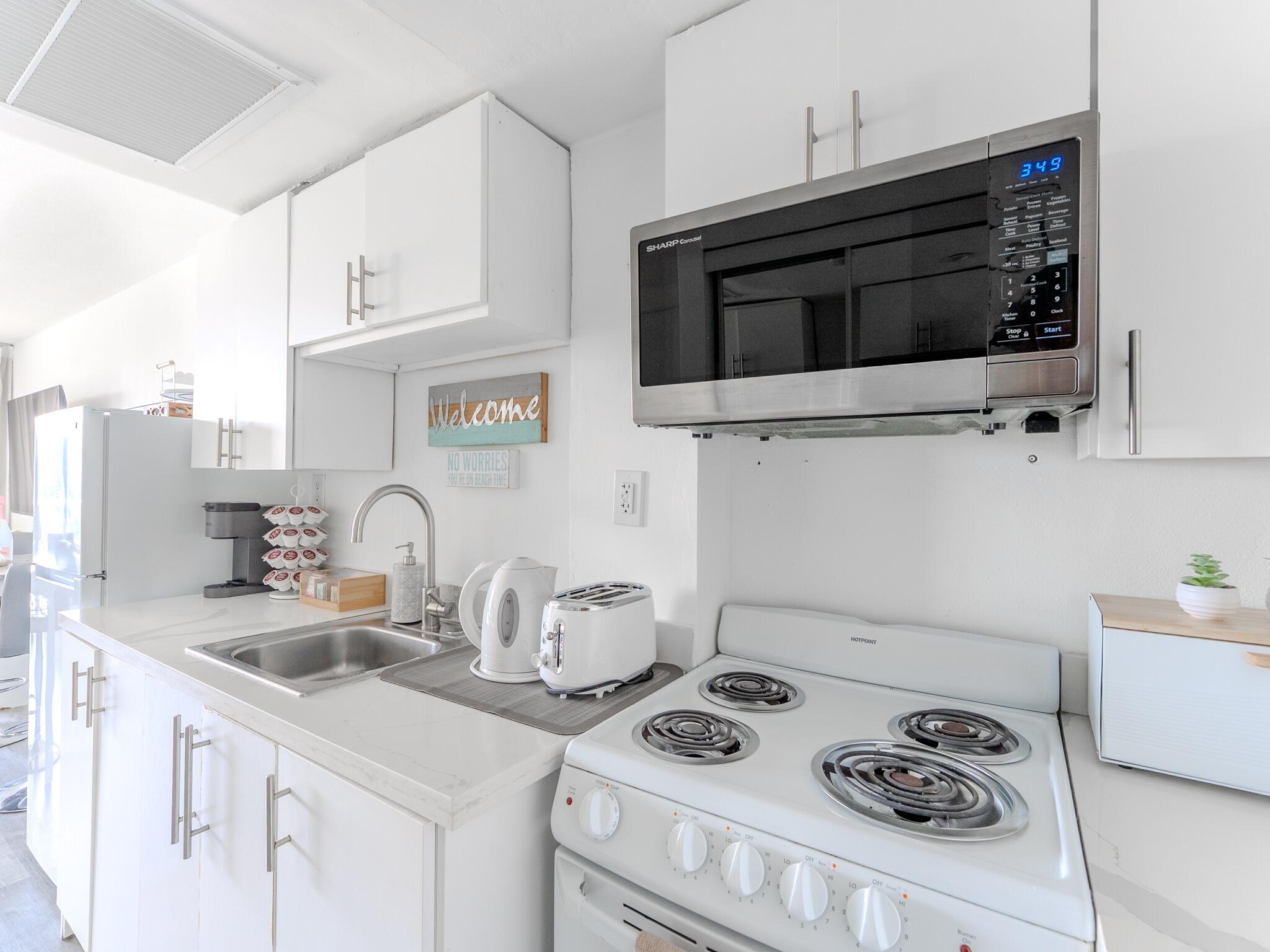 19201 Collins Avenue 1038 Property Photo 8