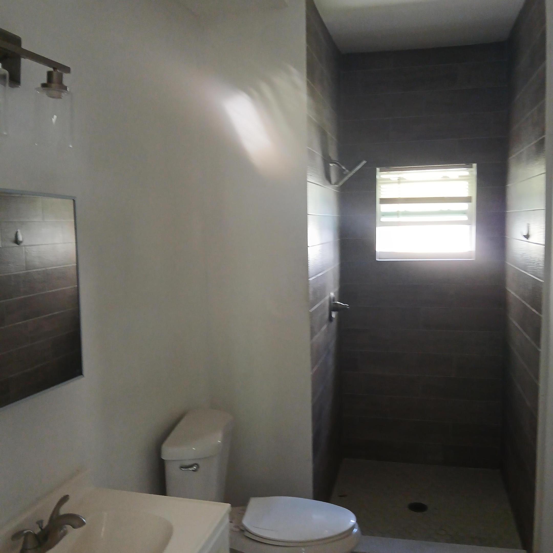50 N Federal Highway 4 Property Photo 4