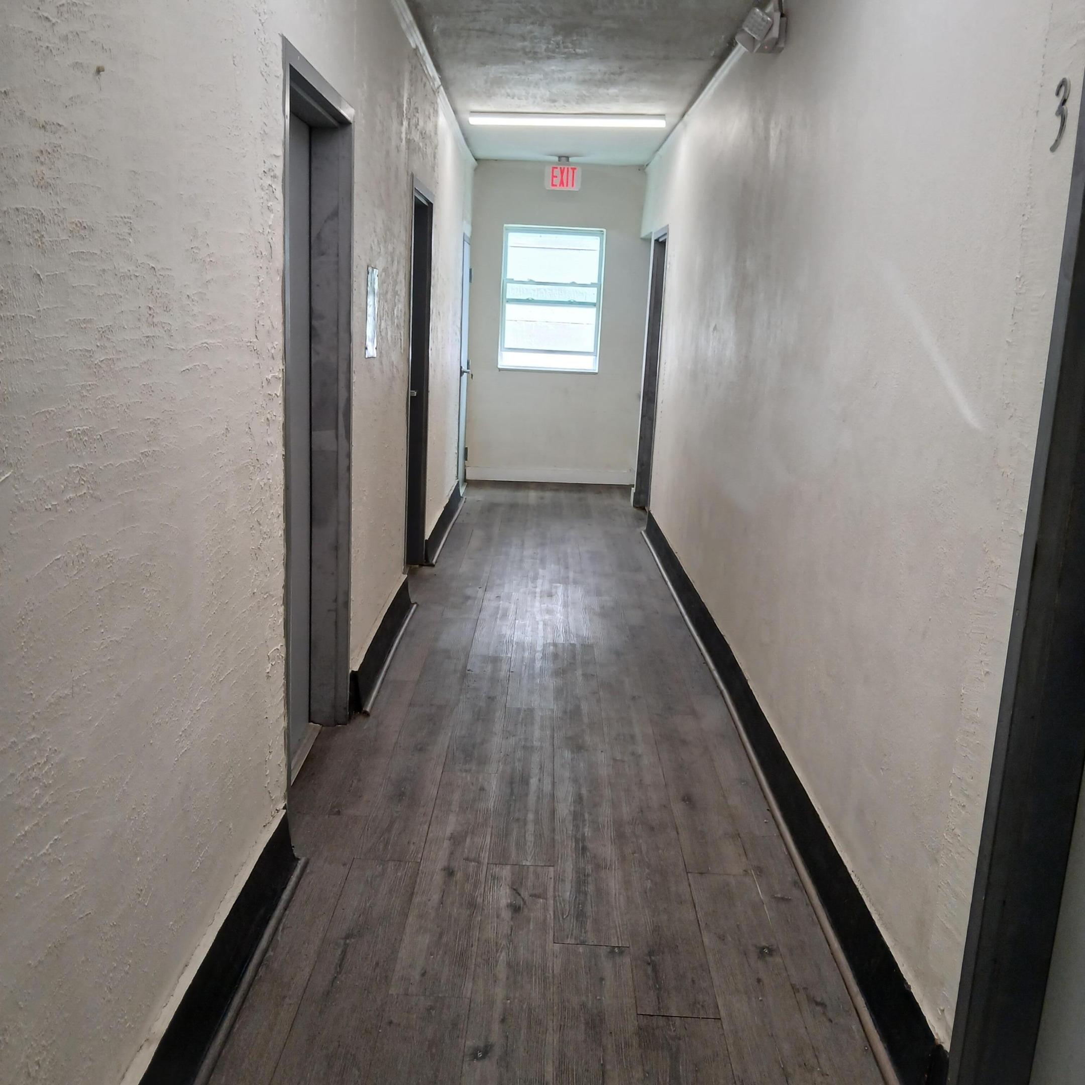50 N Federal Highway 4 Property Photo 11